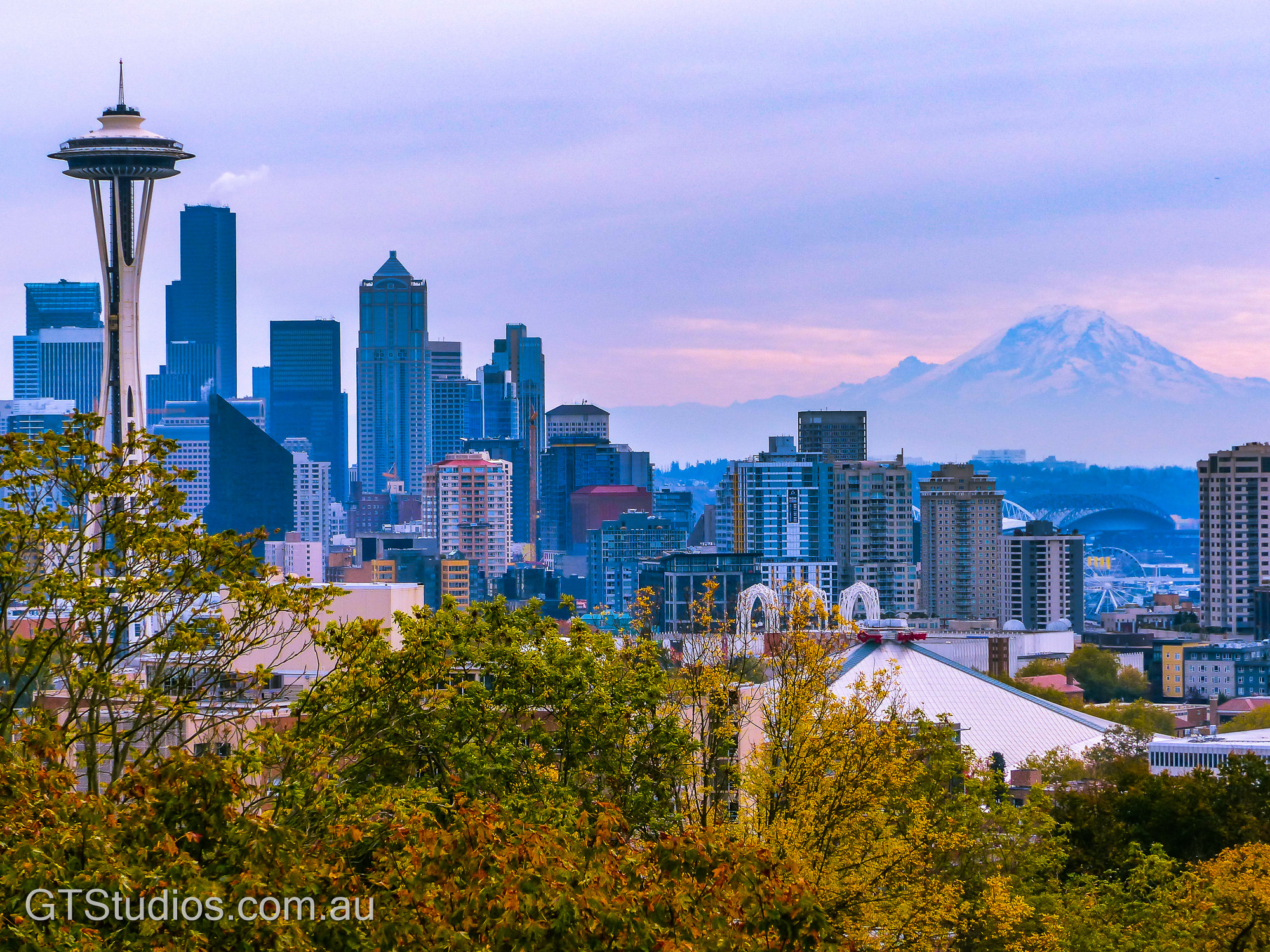 Leica V-Lux 4 sample photo. Seattle skyline photography