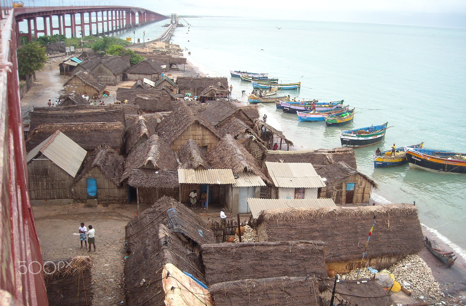 Nikon COOLPIX L15 sample photo. Huts on the coastline photography