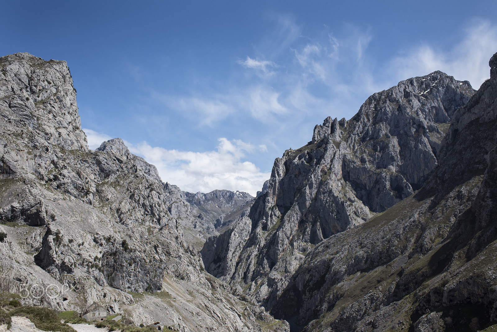 Nikon D810 + Nikon AF Nikkor 28mm F2.8D sample photo. Cares gorge, picos de europa, northern spain. photography