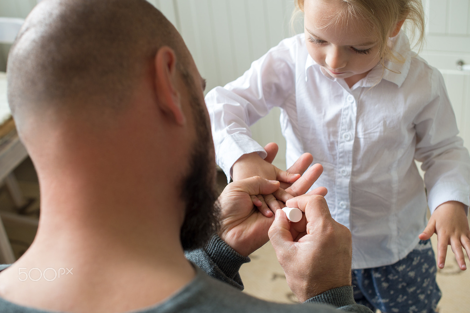 Nikon D4S + Nikon AF-S Nikkor 50mm F1.4G sample photo. Father painting litttle daughters finger nails photography
