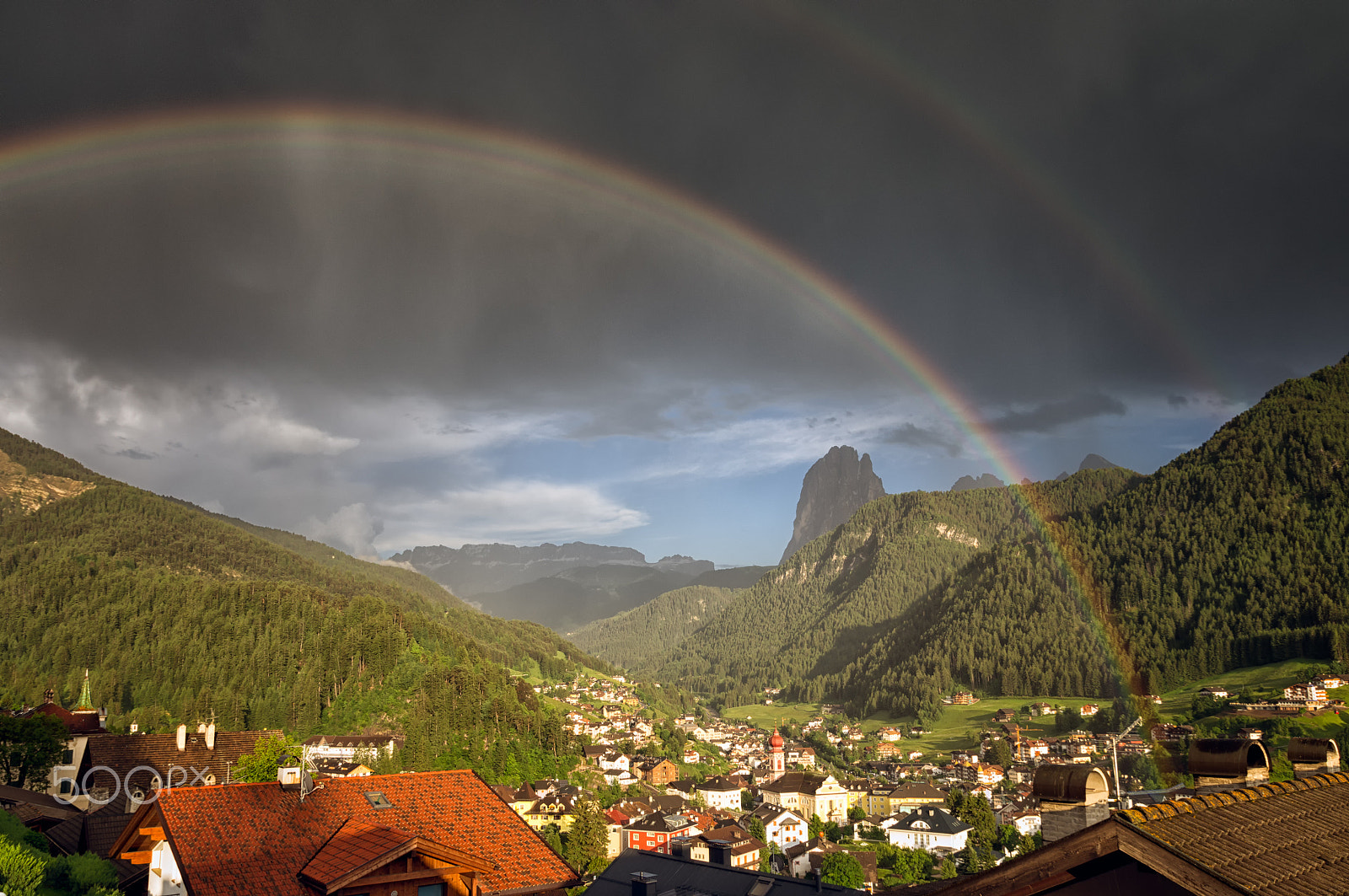 Sony Alpha DSLR-A580 sample photo. Rainbows above ortisei photography