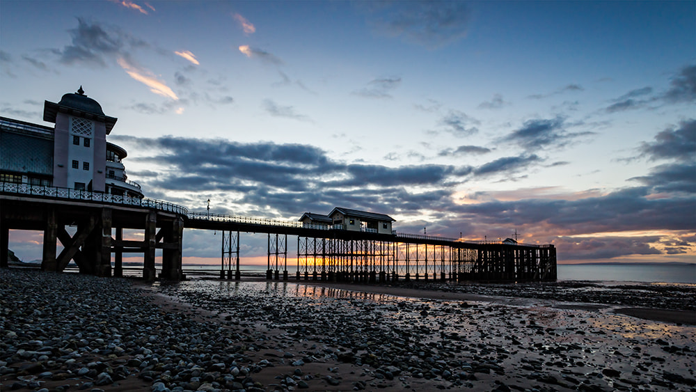 Sigma AF 10-20mm F4-5.6 EX DC sample photo. Penarth pier photography