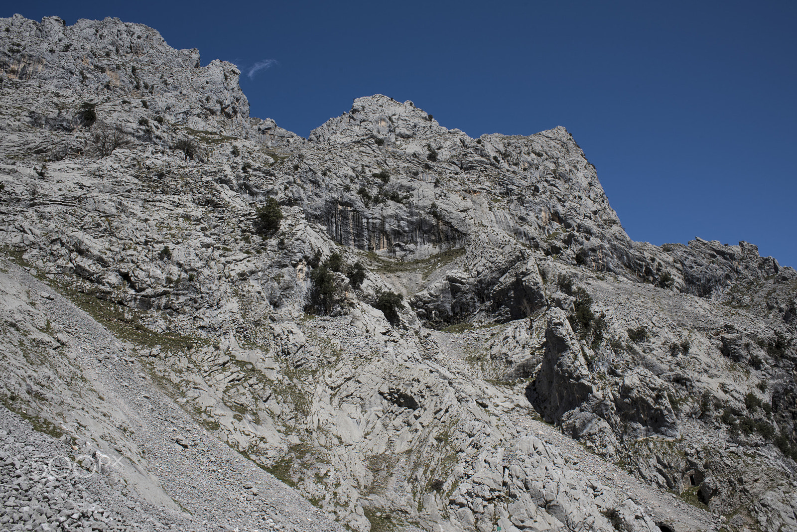 Nikon D810 + Nikon AF Nikkor 28mm F2.8D sample photo. Cares gorge, picos de europa, northern spain. photography