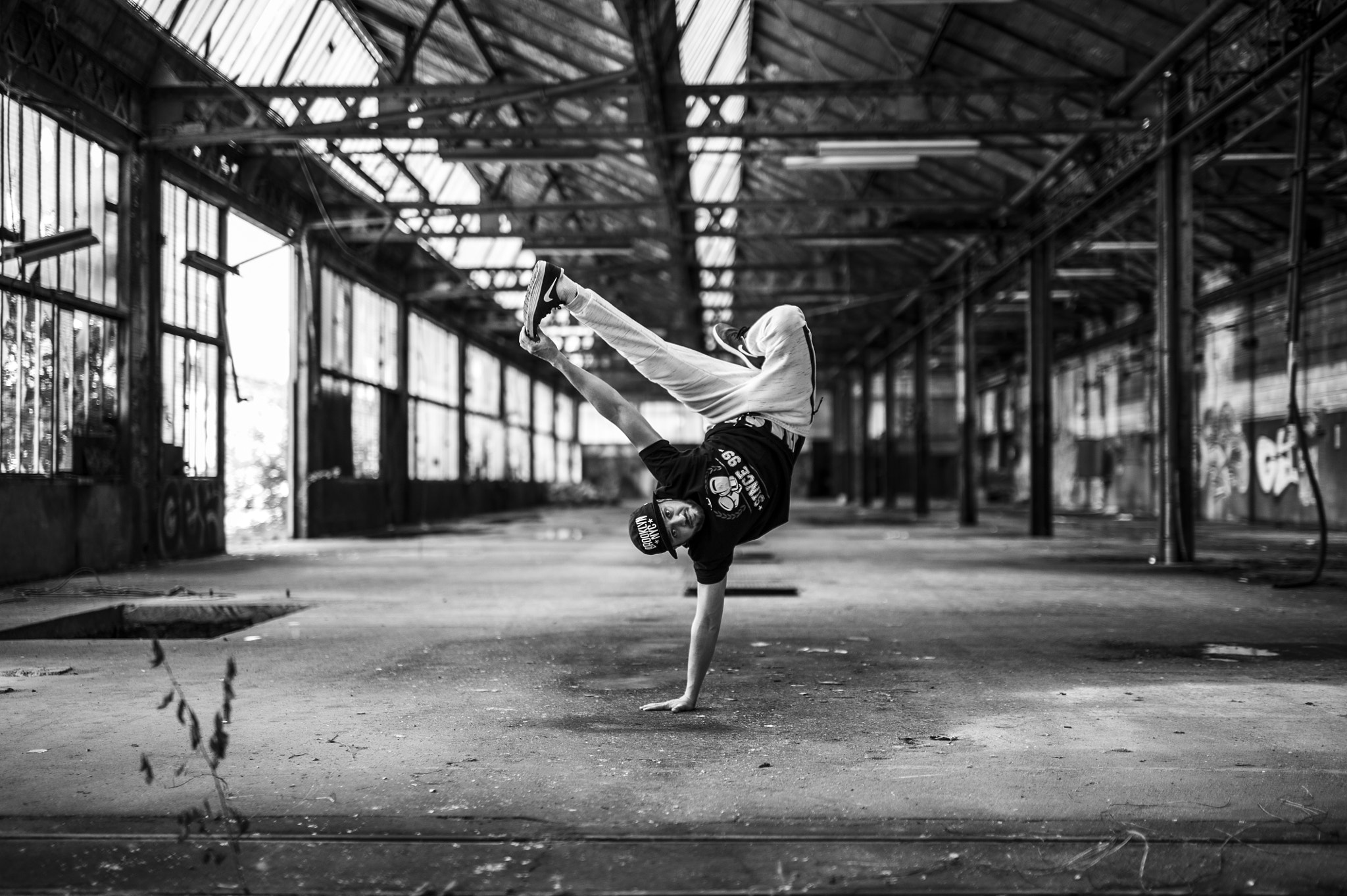 Nikon D700 + Sigma 50mm F1.4 DG HSM Art sample photo. Hip hop  photography