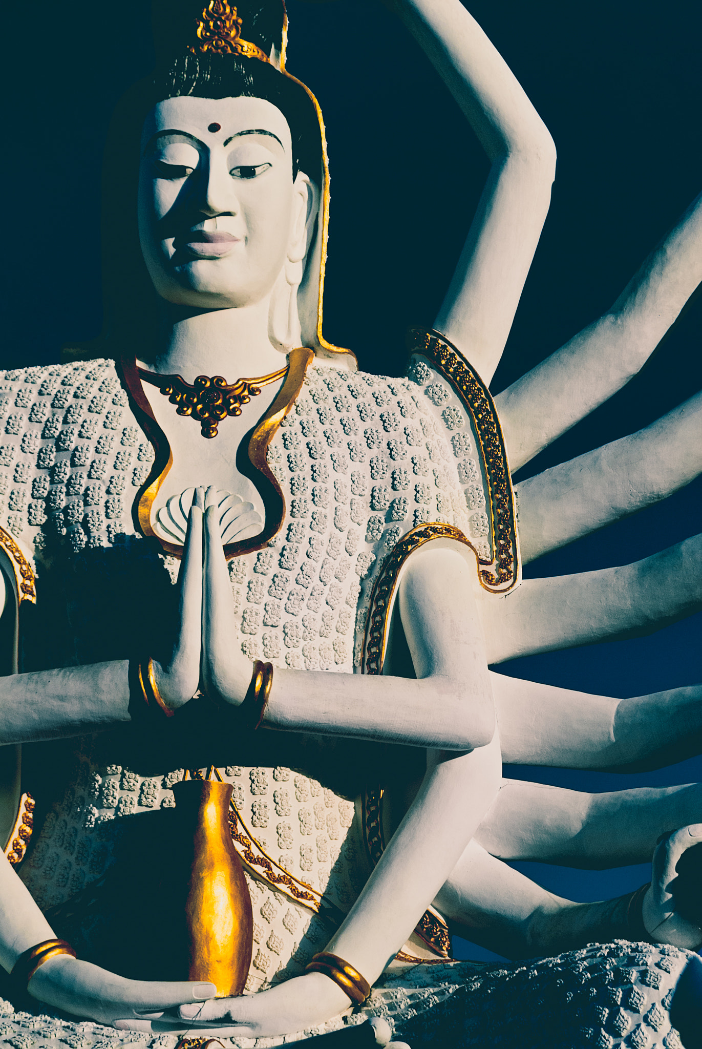 Nikon D3000 sample photo. Hands of the god photography