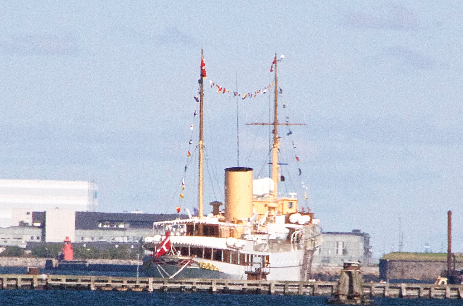 Canon EOS 500D (EOS Rebel T1i / EOS Kiss X3) sample photo. Royal yacht dannebrog photography