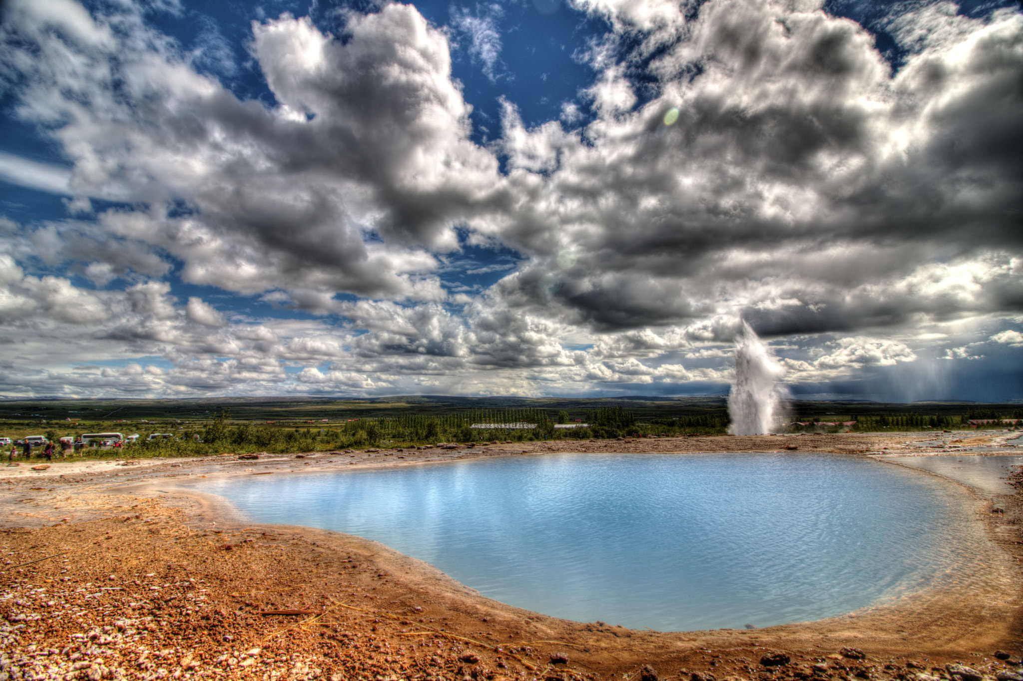 Canon EF-S 10-18mm F4.5–5.6 IS STM sample photo. Strokkur geyser photography
