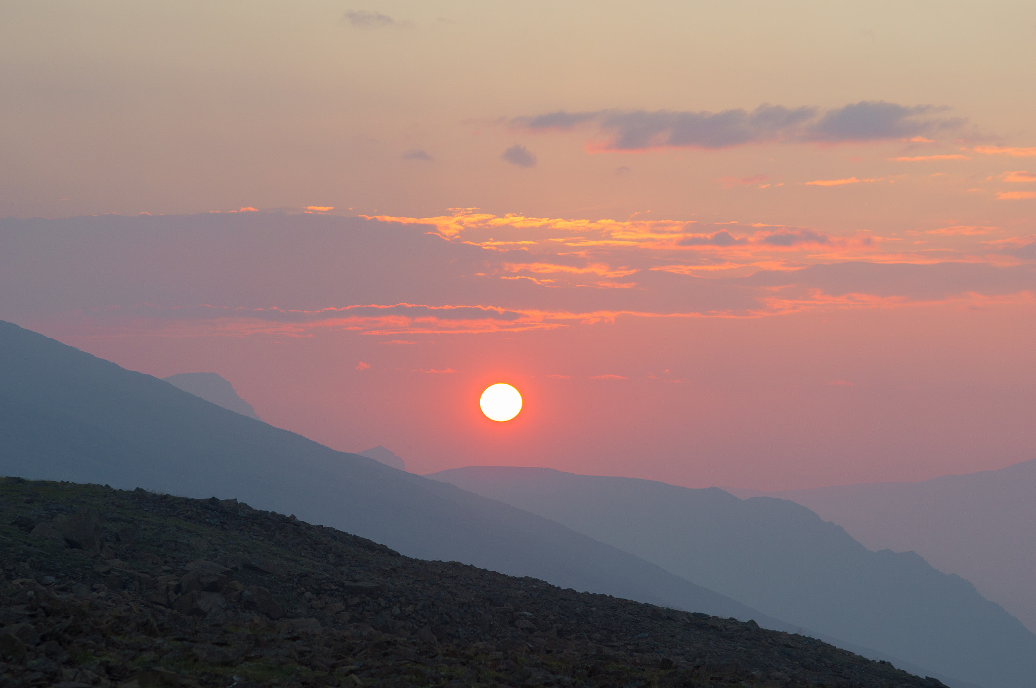 Sony SLT-A55 (SLT-A55V) + Sigma AF 105mm F2.8 EX [DG] Macro sample photo. Sunset in the mountains photography