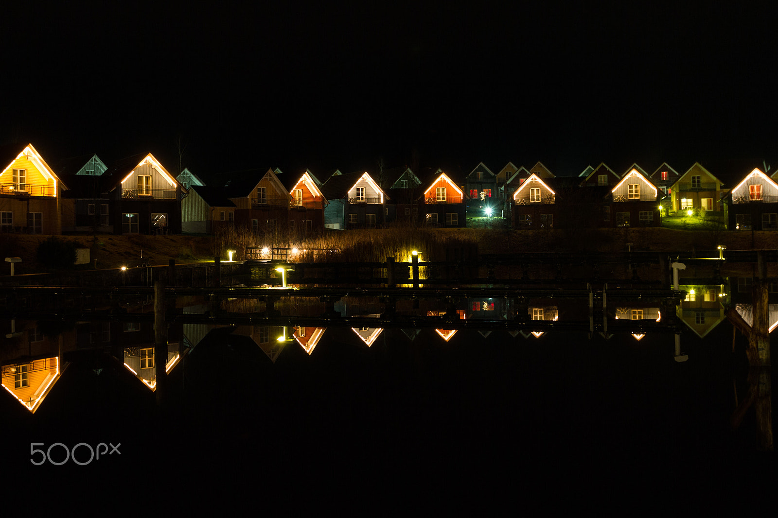 Canon EOS 7D + Canon EF 16-35mm F2.8L USM sample photo. Port village photography