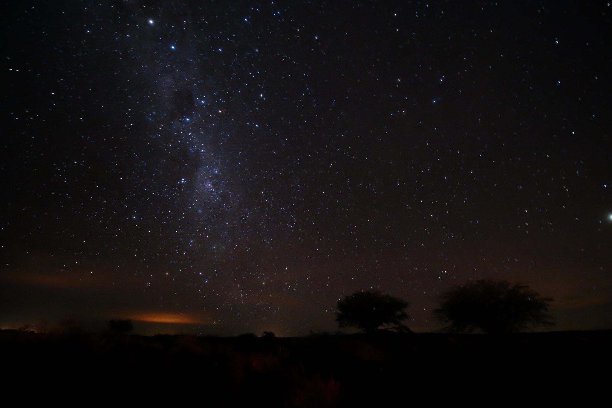 Canon EF-S 10-18mm F4.5–5.6 IS STM sample photo. Milky way in atacama photography