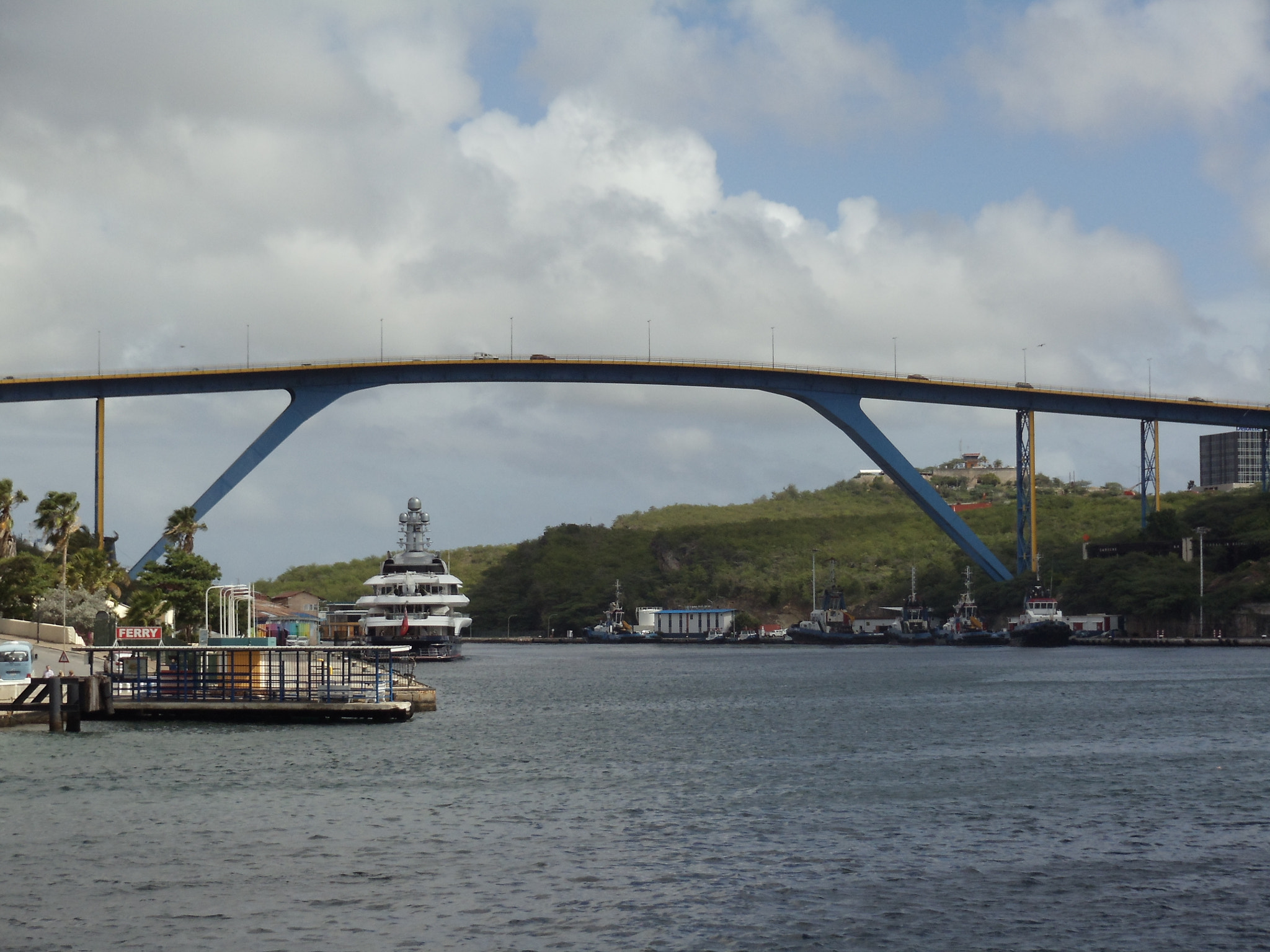 Sony Cyber-shot DSC-W370 sample photo. Curacao photography