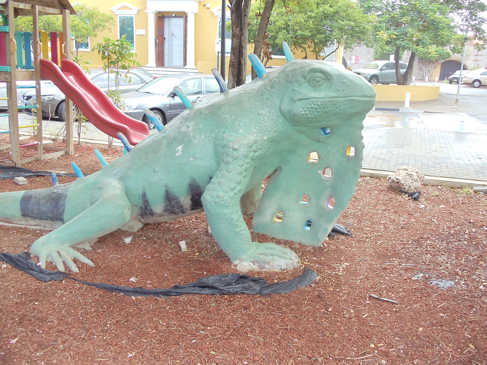 Sony Cyber-shot DSC-W370 sample photo. Curacao photography