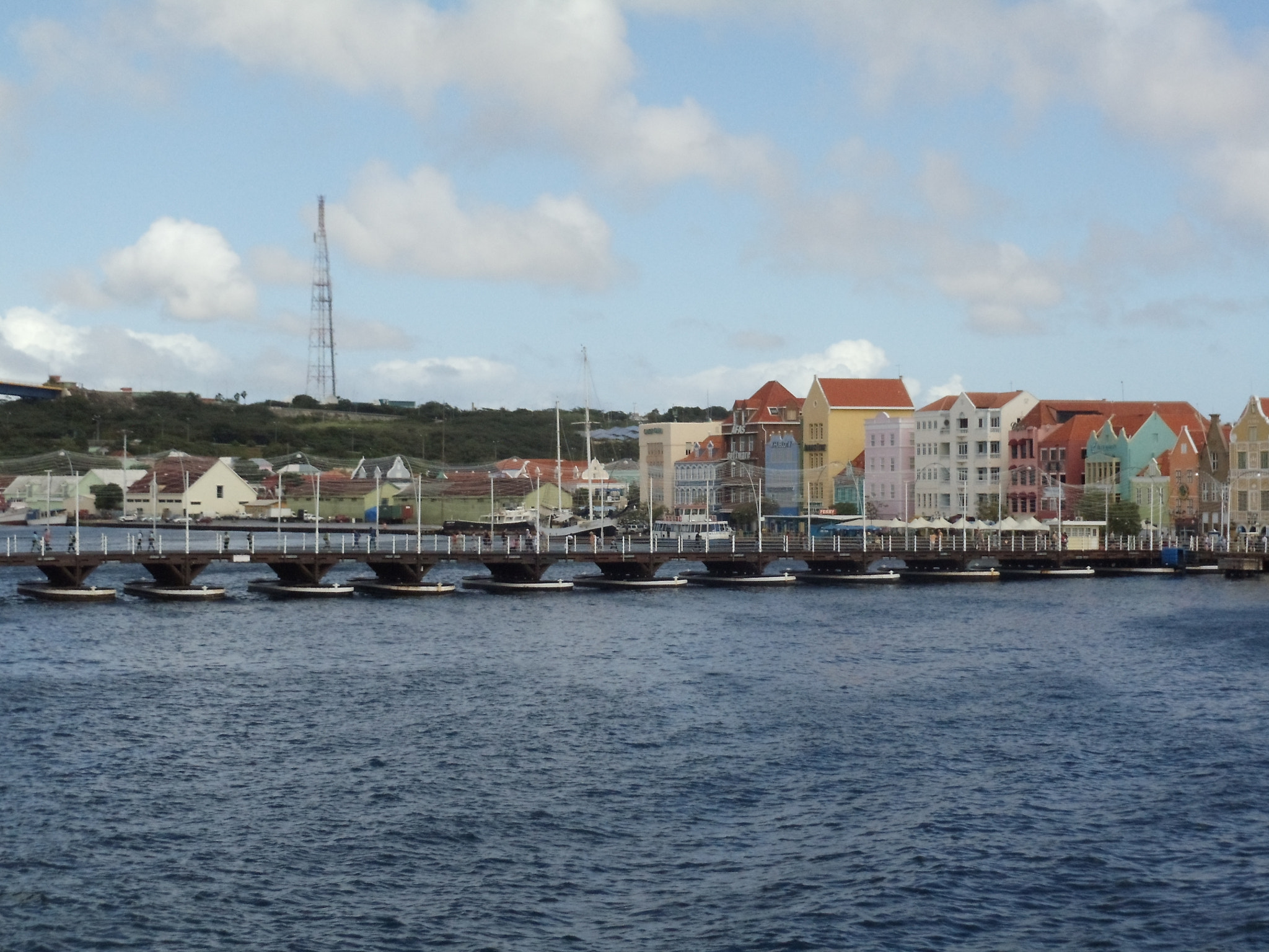 Sony Cyber-shot DSC-W370 sample photo. Curacao photography