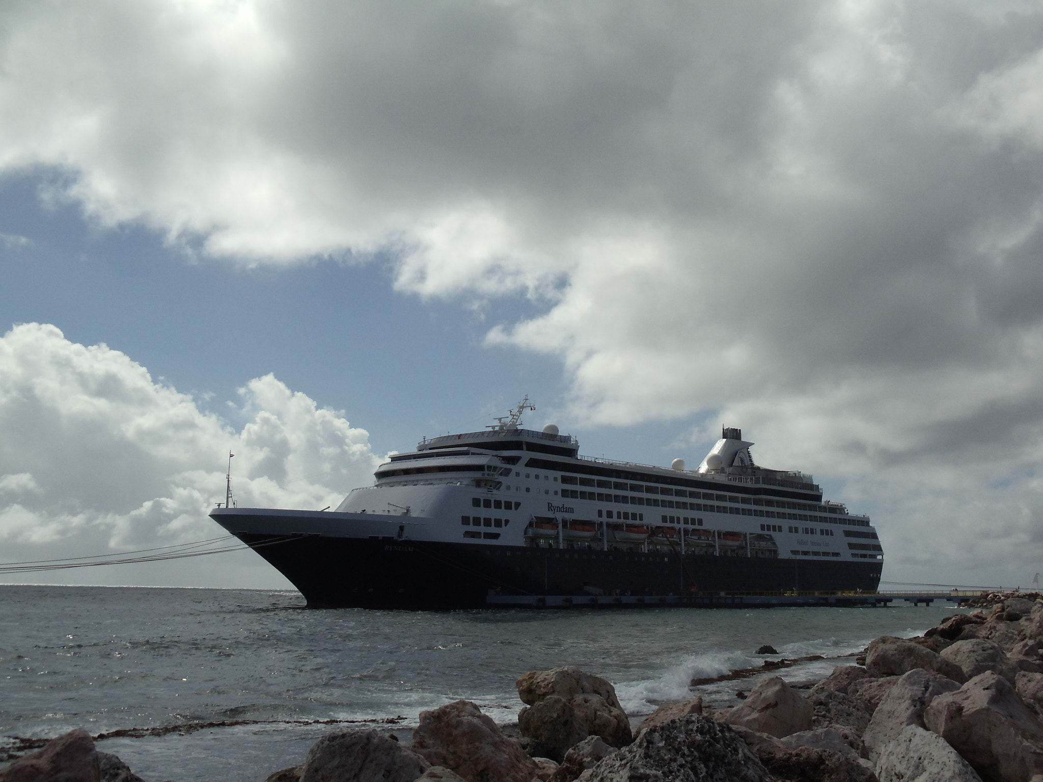 Sony Cyber-shot DSC-W370 sample photo. Curacao photography