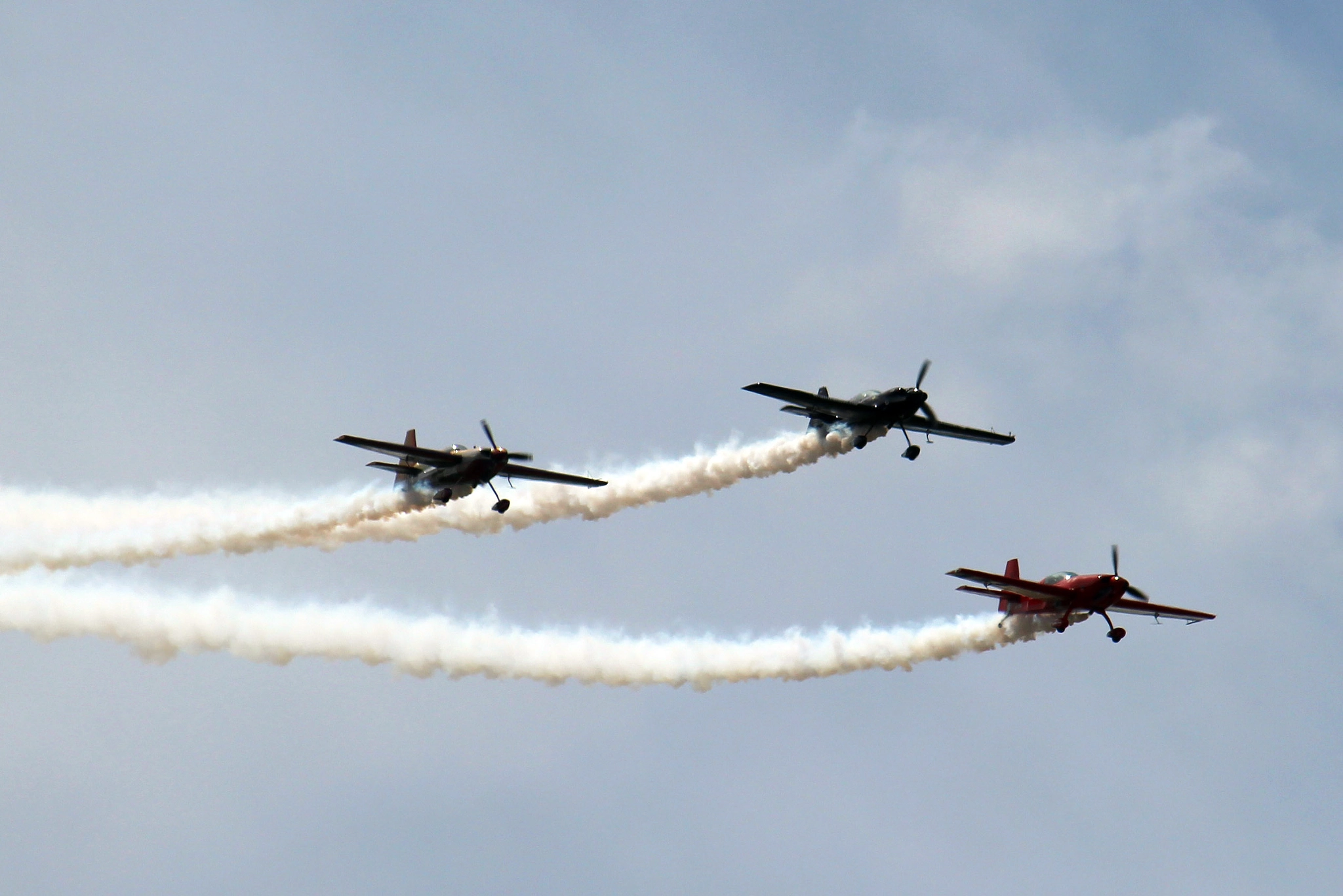 Canon EF-S 55-250mm F4-5.6 IS sample photo. 4ce formation aerobatic team photography