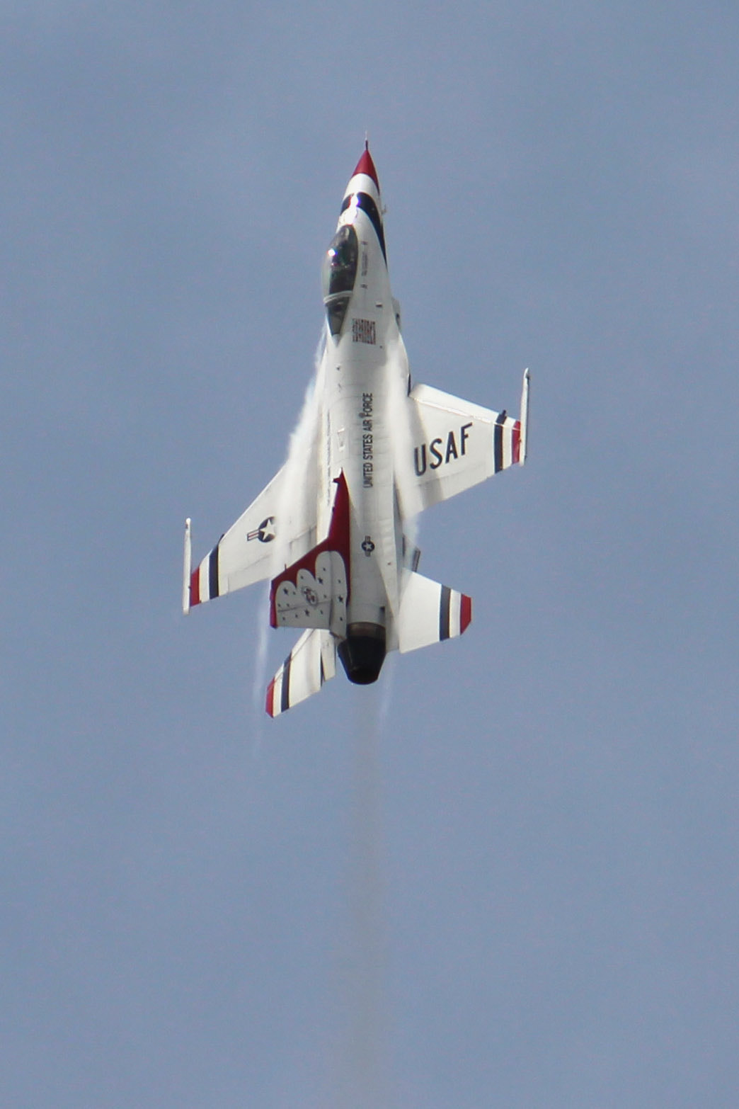 Canon EF-S 55-250mm F4-5.6 IS sample photo. Usaf thunderbirds photography