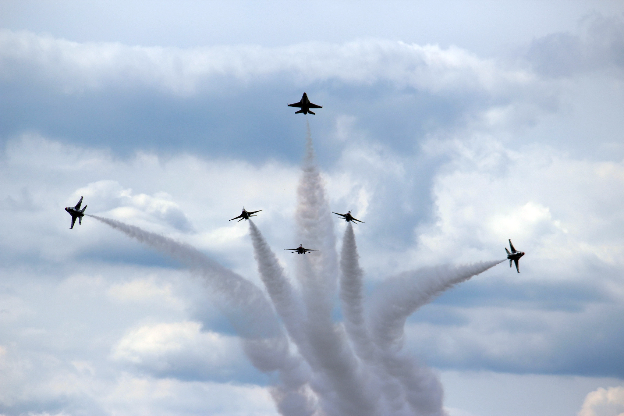 Canon EF-S 55-250mm F4-5.6 IS sample photo. Usaf thunderbirds photography