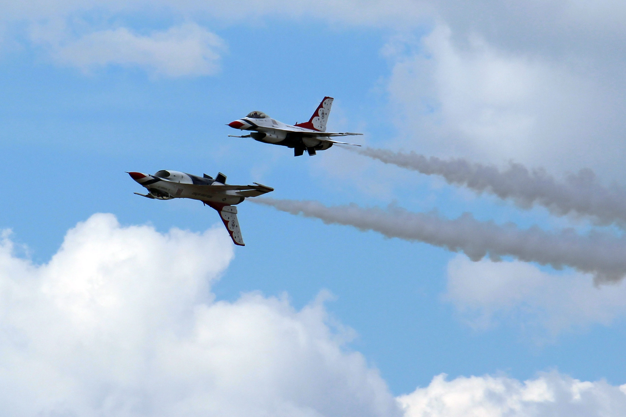 Canon EF-S 55-250mm F4-5.6 IS sample photo. Usaf thunderbirds photography