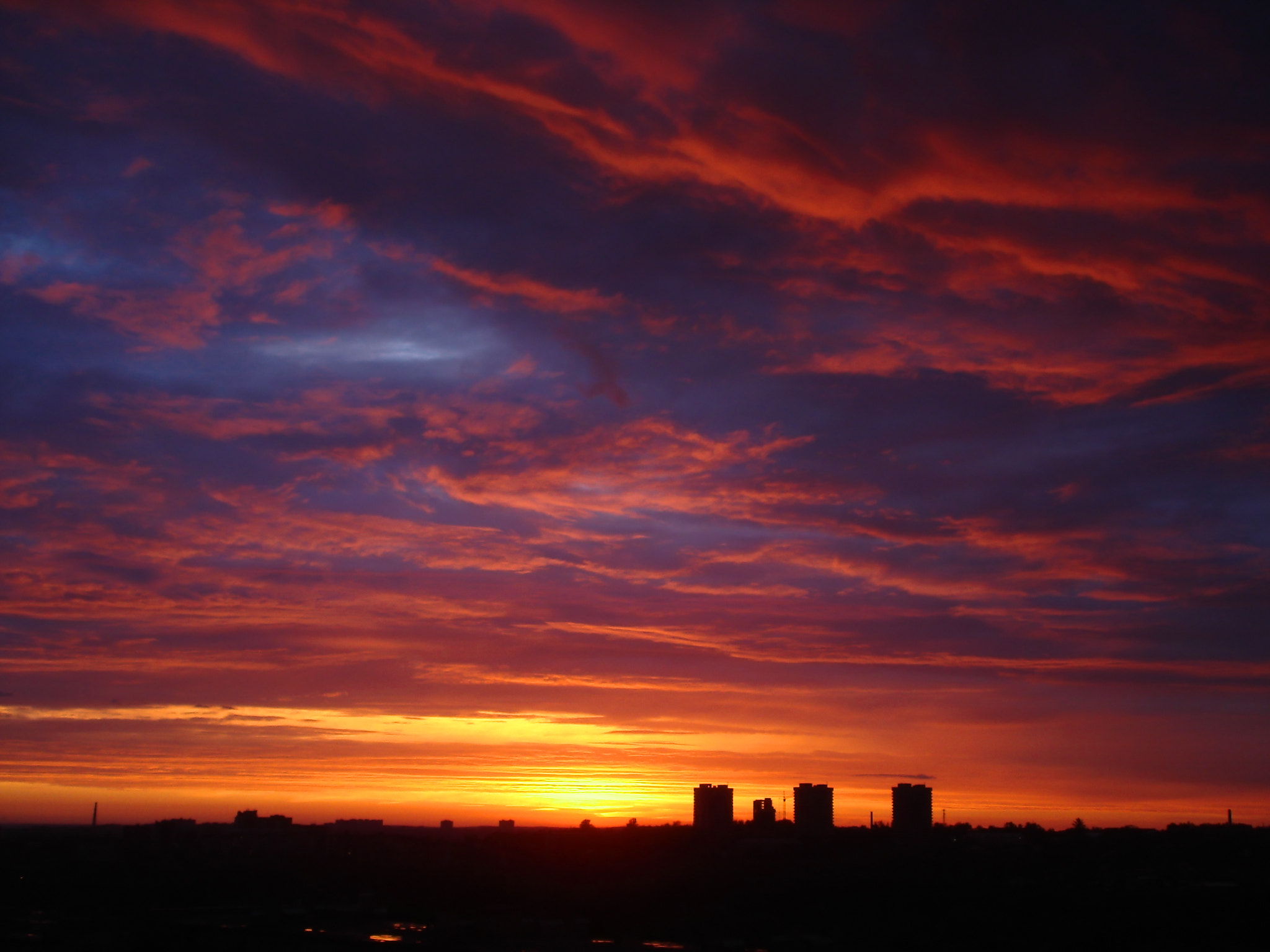 Sony DSC-W15 sample photo. Early morning multicolored sunrise photography