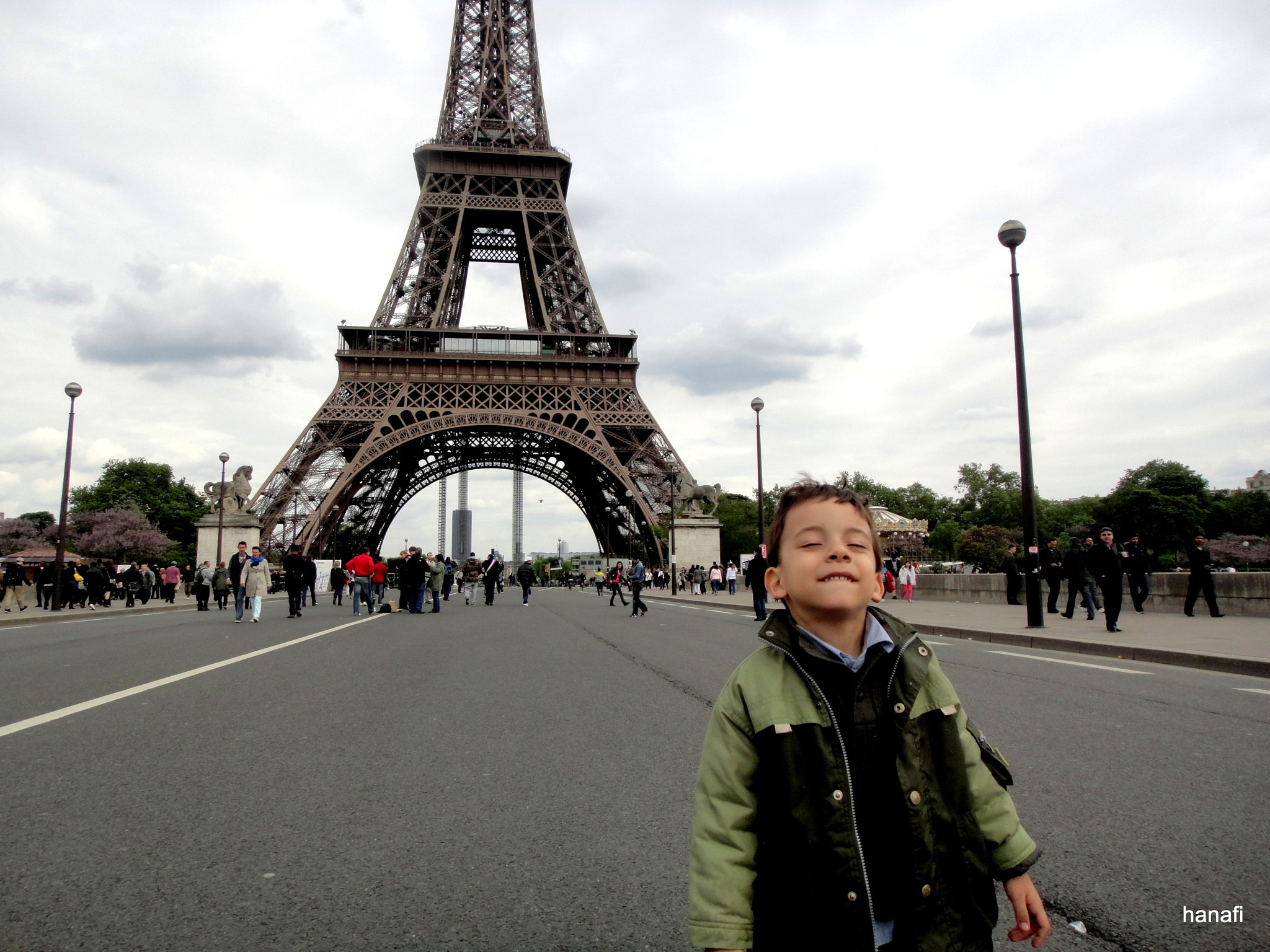 Sony DSC-T110 sample photo. Paris_eiffel tower photography