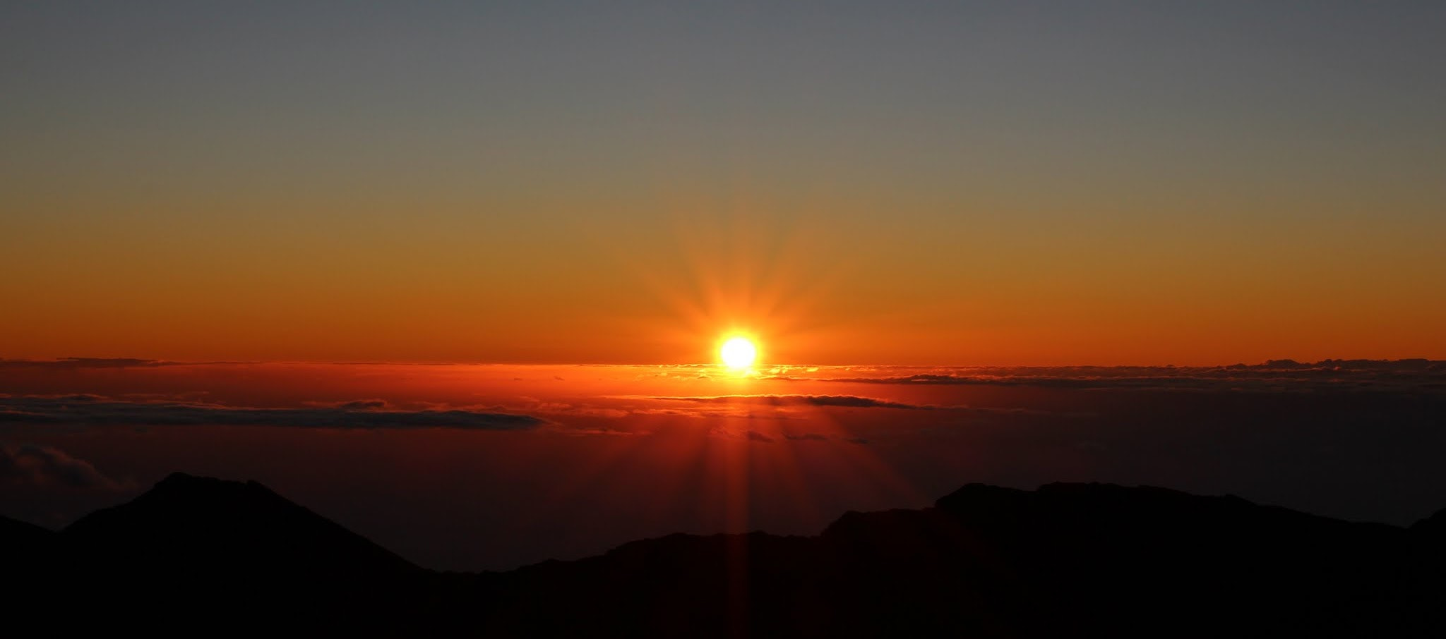 Canon EF 40mm F2.8 STM sample photo. Sunrise at haleakalã, maui photography