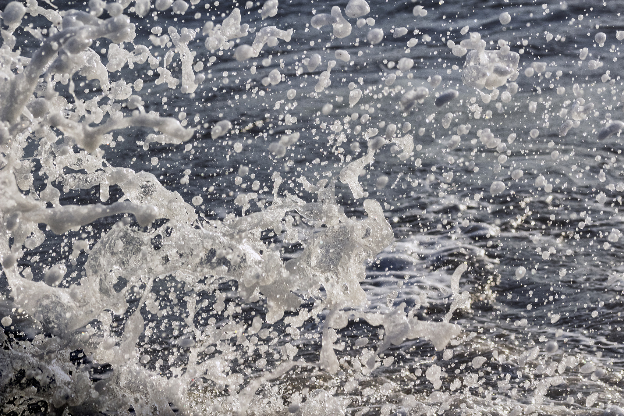 Sigma 105mm F2.8 EX DG OS HSM sample photo. Waves and wind photography