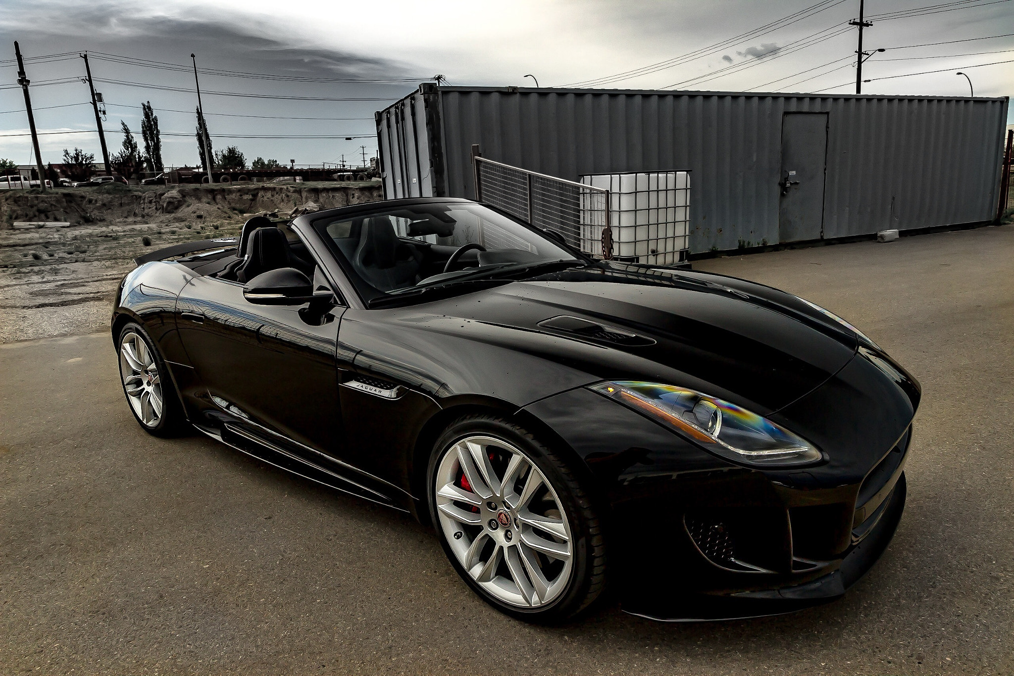 Canon EOS 600D (Rebel EOS T3i / EOS Kiss X5) + Canon EF-S 10-18mm F4.5–5.6 IS STM sample photo. 2015 jaguar f-type. photography