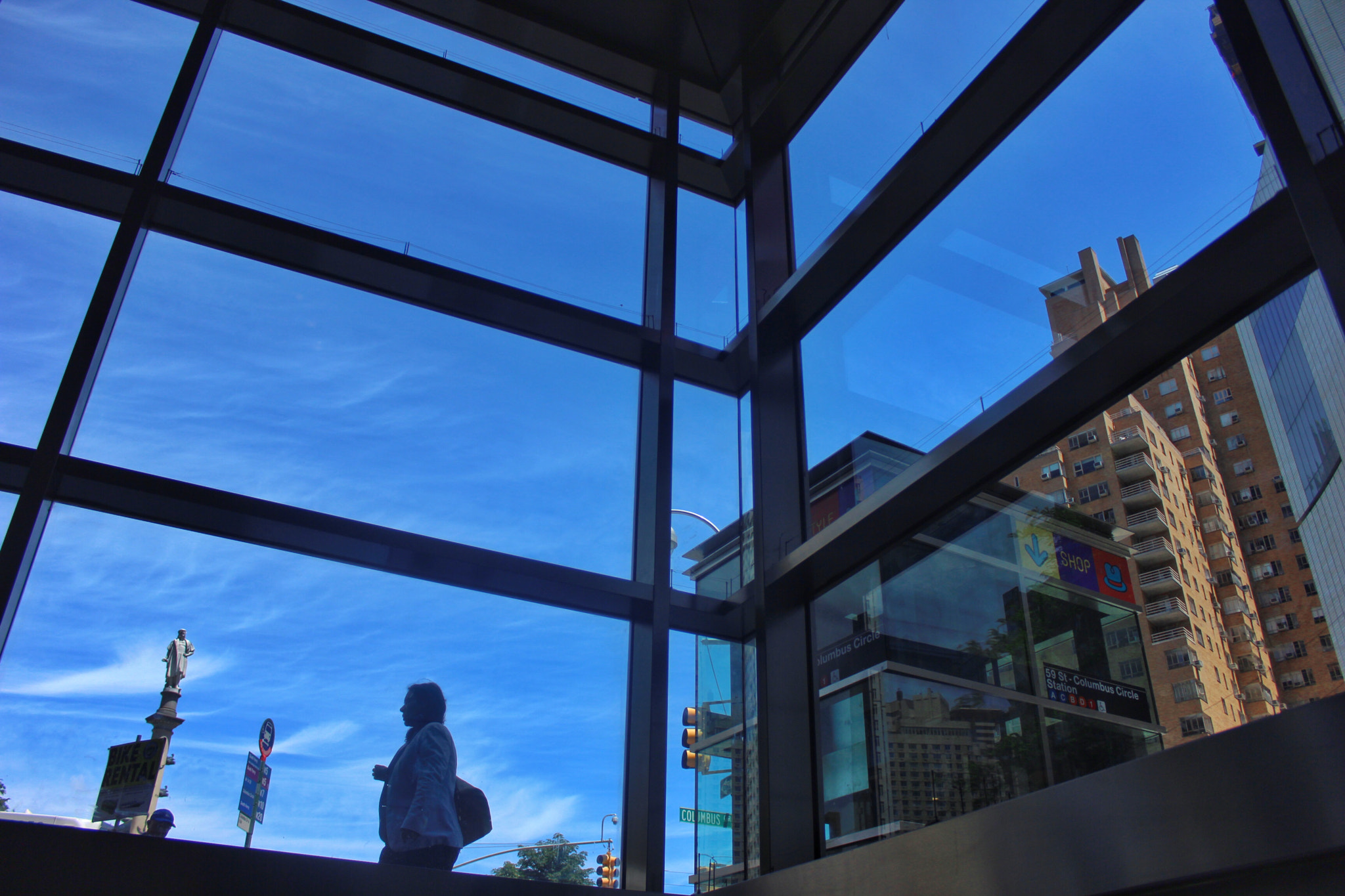 Canon EF-S 18-55mm F3.5-5.6 IS II sample photo. Columbus circle photography