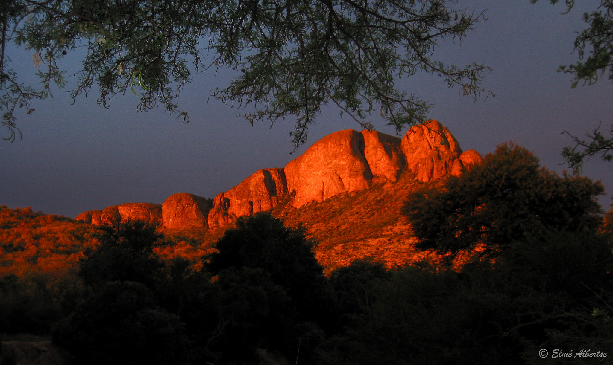 Canon POWERSHOT S40 sample photo. Sunset mountain photography
