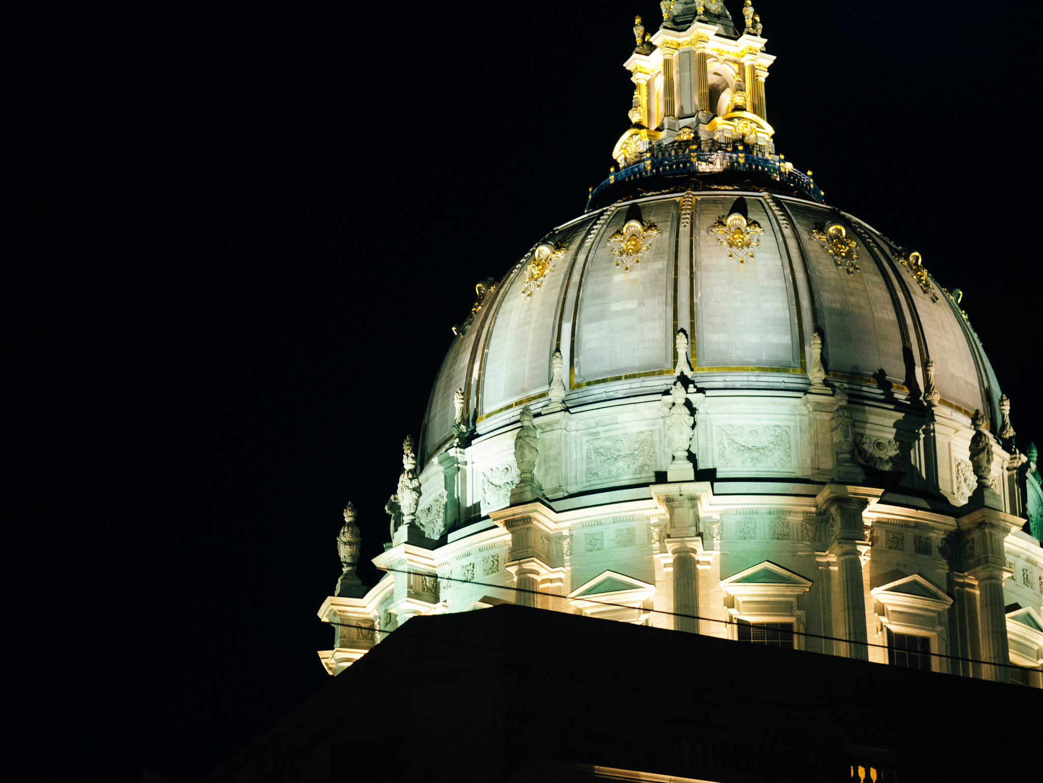 LUMIX G VARIO 45-150/F4.0-5.6 sample photo. San francisco city hall photography