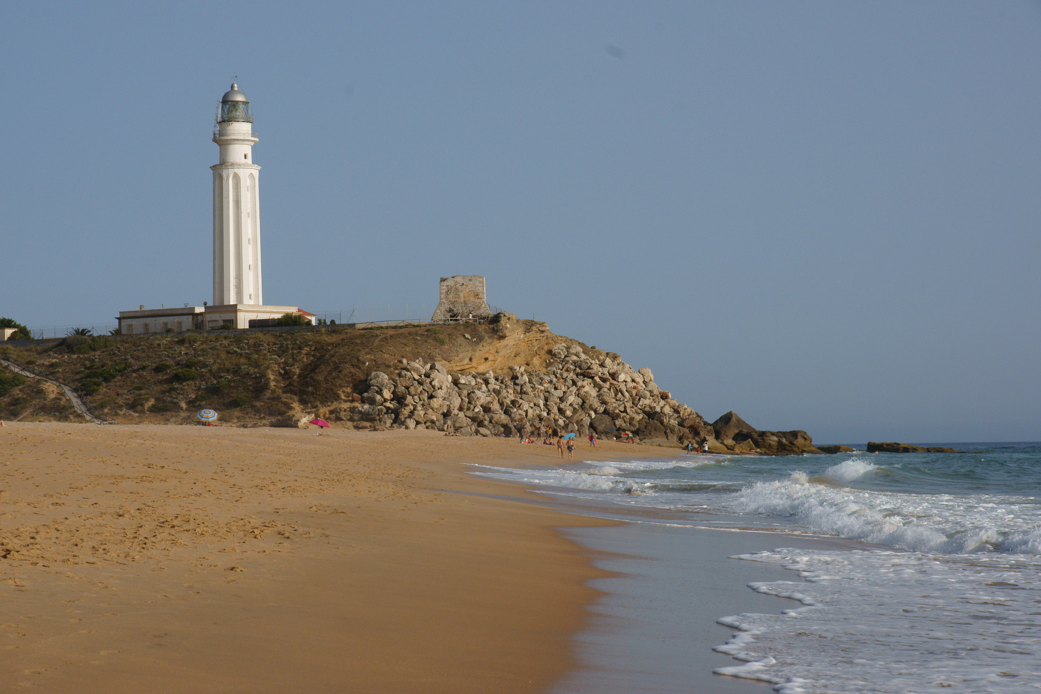 Sony DT 16-105mm F3.5-5.6 sample photo. Faro de trafalgar photography