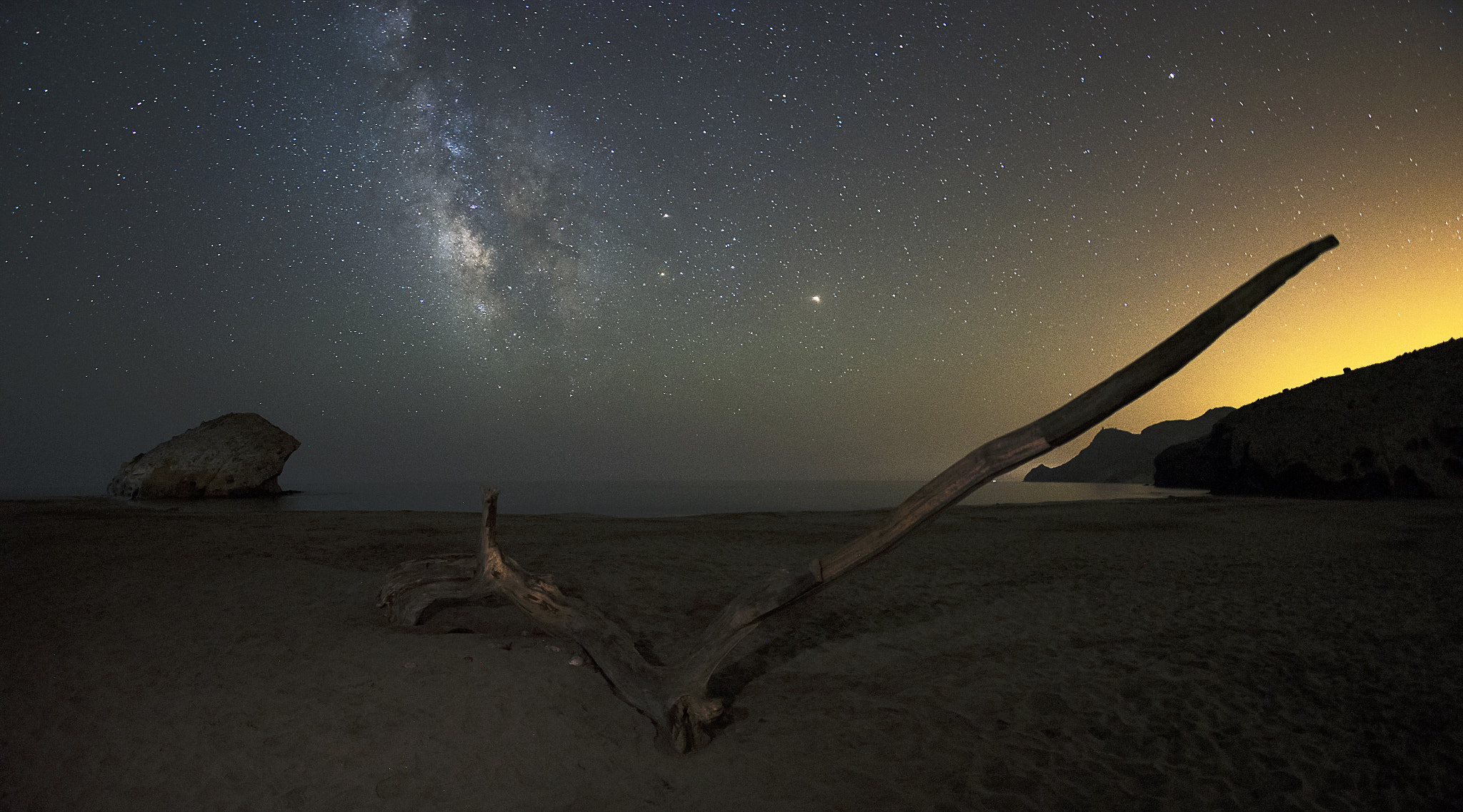 Samyang 12mm F2.8 ED AS NCS Fisheye sample photo. Lonely photography