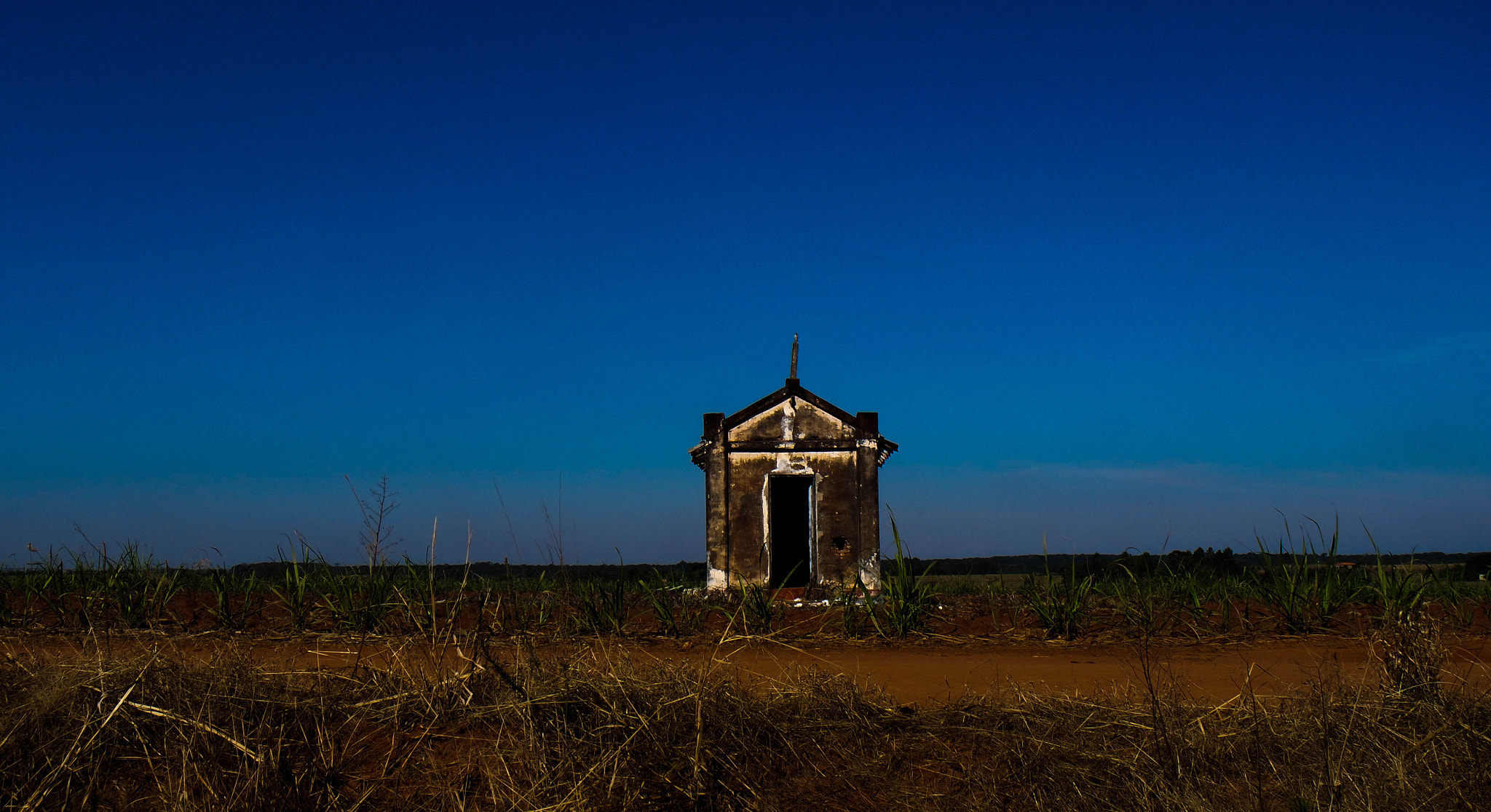 Samsung NX mini sample photo. Abandoned little chapel photography