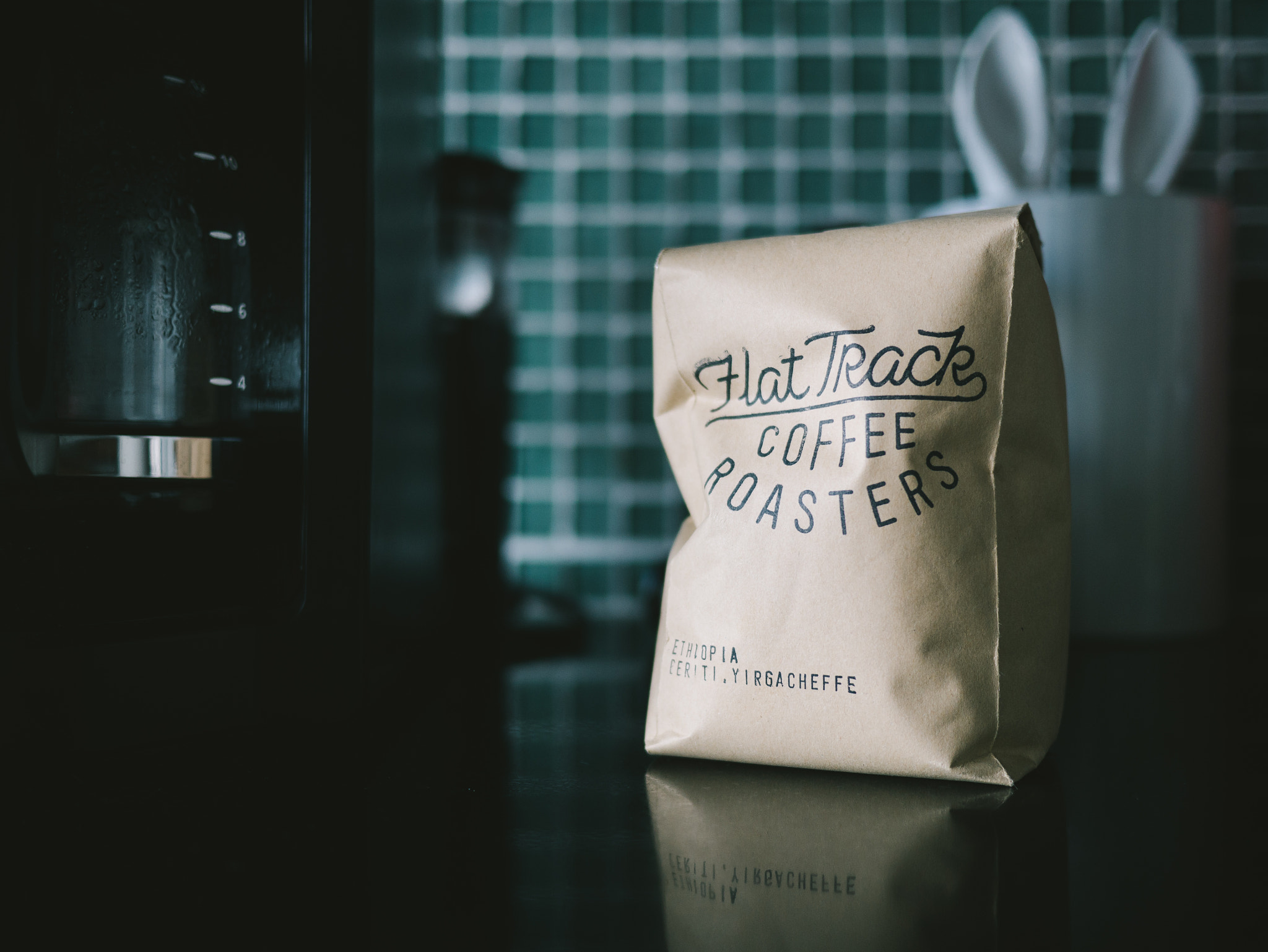 Panasonic Lumix DMC-GX7 + Panasonic Lumix G 20mm F1.7 ASPH sample photo. Flat track // coffee roasters photography