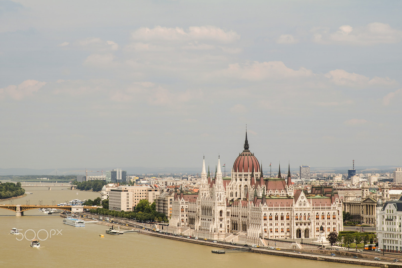 Canon EOS 80D + Sigma 24-70mm F2.8 EX DG Macro sample photo. Parliament budapest photography