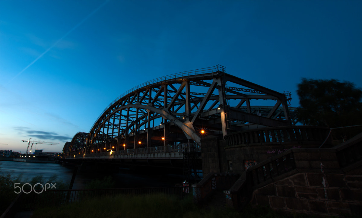 Nikon D90 + Sigma 10-20mm F3.5 EX DC HSM sample photo. Bridge photography