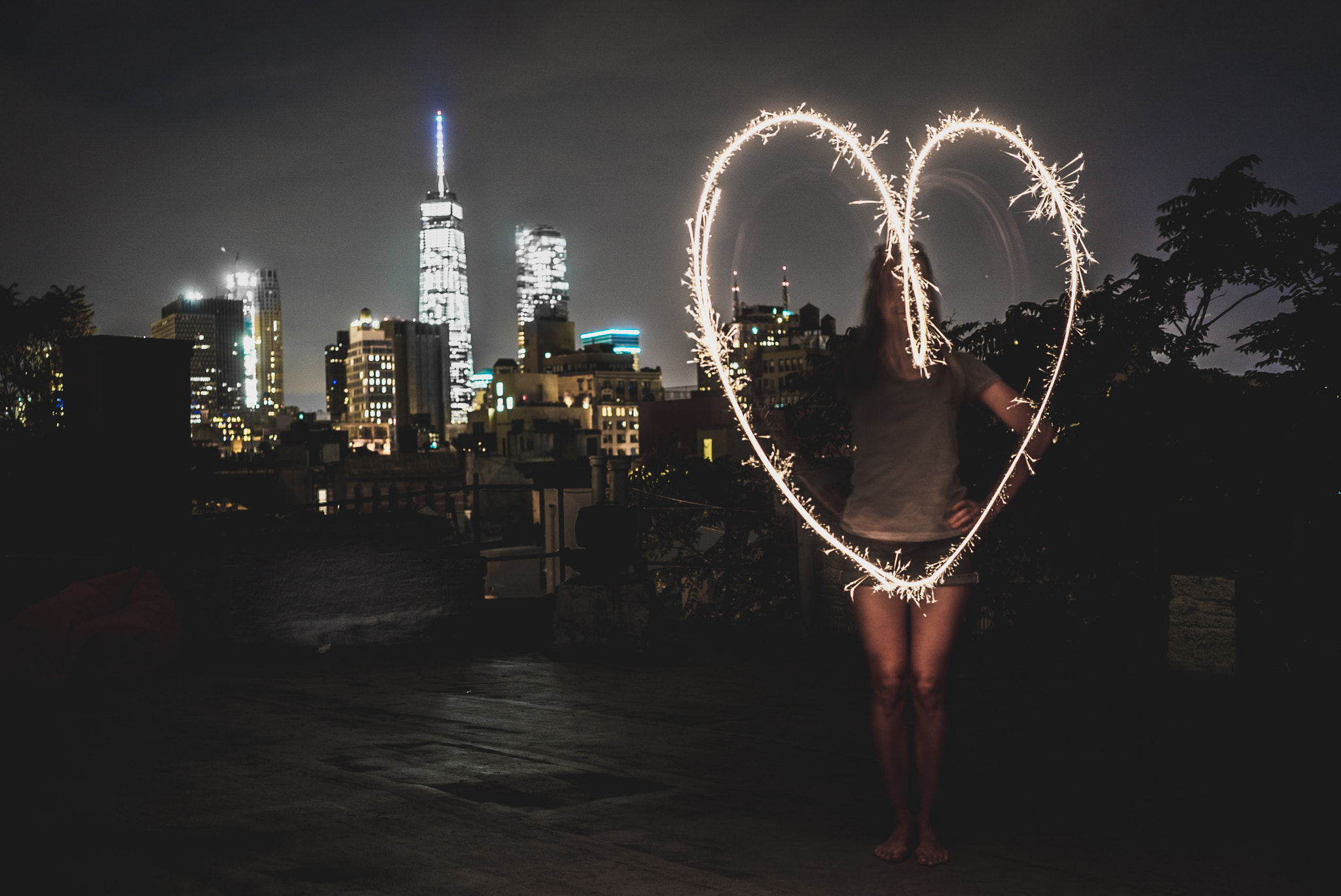 Sony a7S II + Sony Sonnar T* FE 35mm F2.8 ZA sample photo. Sparkler love photography