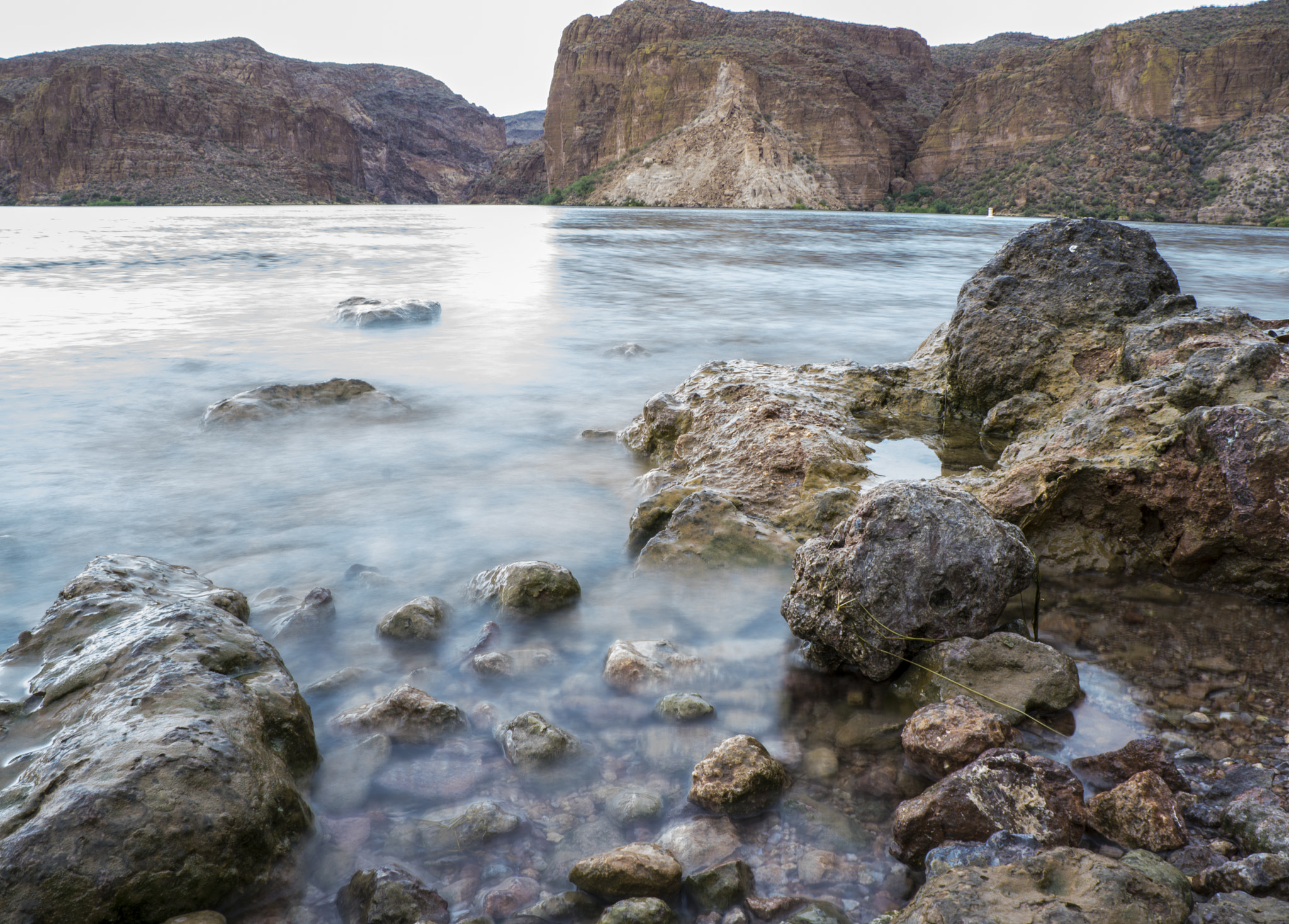 Sony a6300 + Sony E 18-55mm F3.5-5.6 OSS sample photo. Canyon lake arizona photography