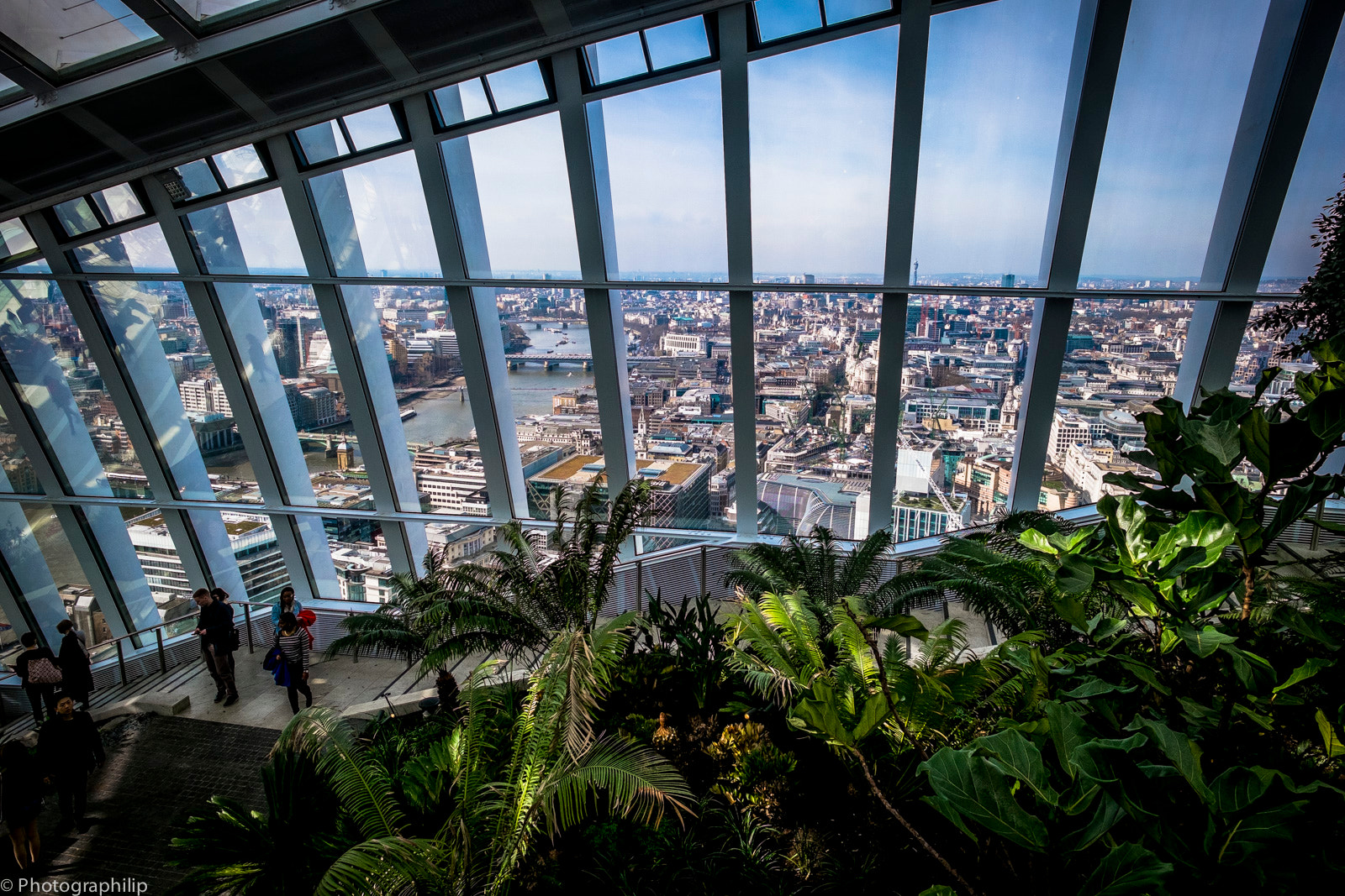 Fujifilm X-M1 + Fujifilm XF 14mm F2.8 R sample photo. The top photography