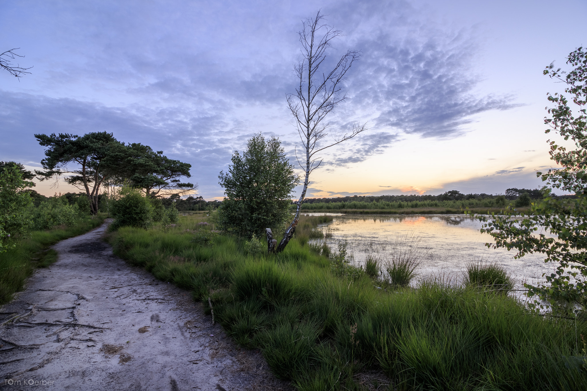 Canon EF-S 10-18mm F4.5–5.6 IS STM sample photo. Hdr photography