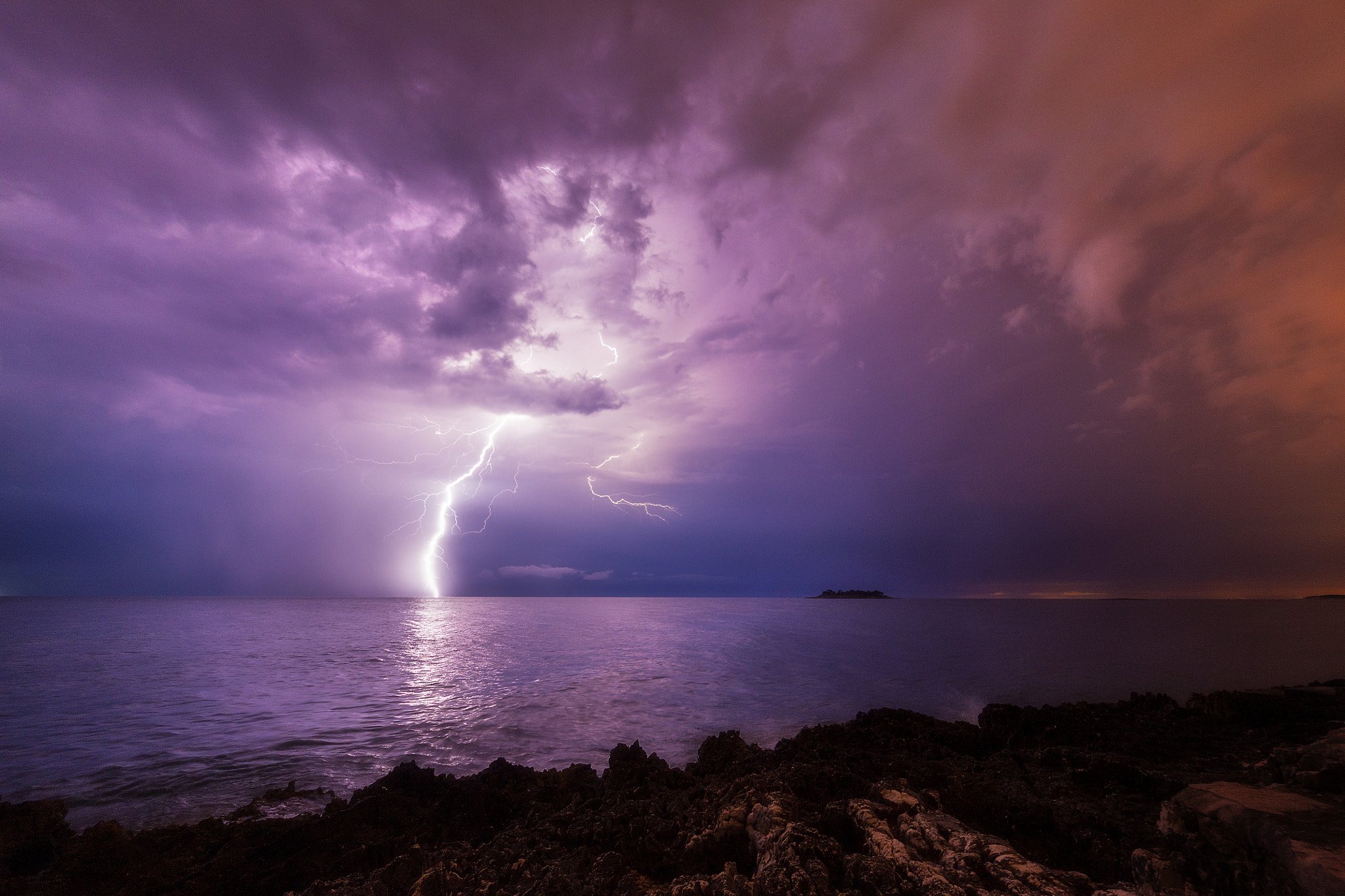 Sigma 8-16mm F4.5-5.6 DC HSM sample photo. Storm photography