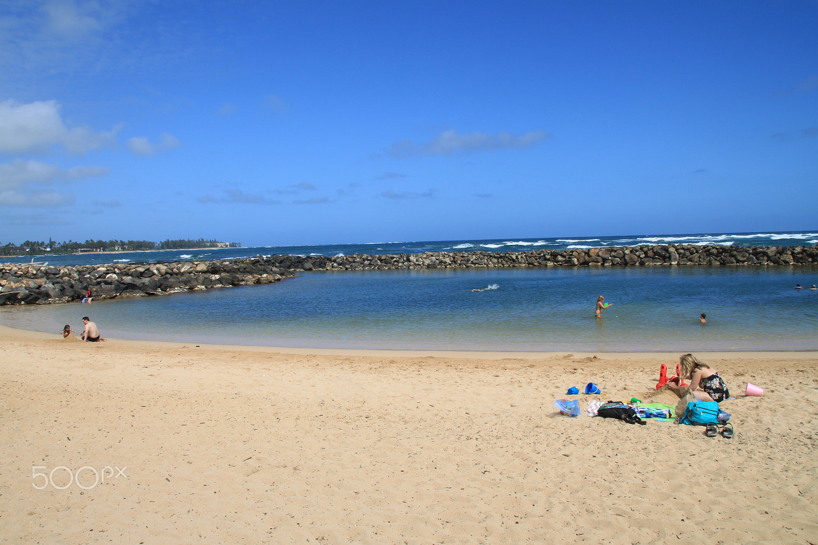 Canon EOS 500D (EOS Rebel T1i / EOS Kiss X3) + Sigma 18-200mm f/3.5-6.3 DC OS sample photo. Lydgate beach park lihue kauai photography