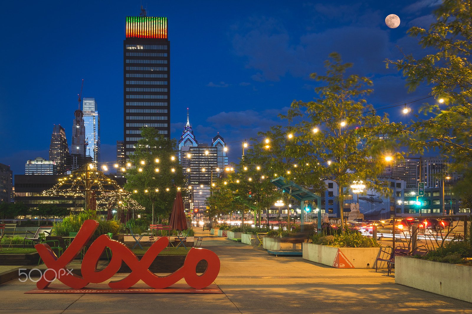 Olympus OM-D E-M10 sample photo. Xoxo philly photography
