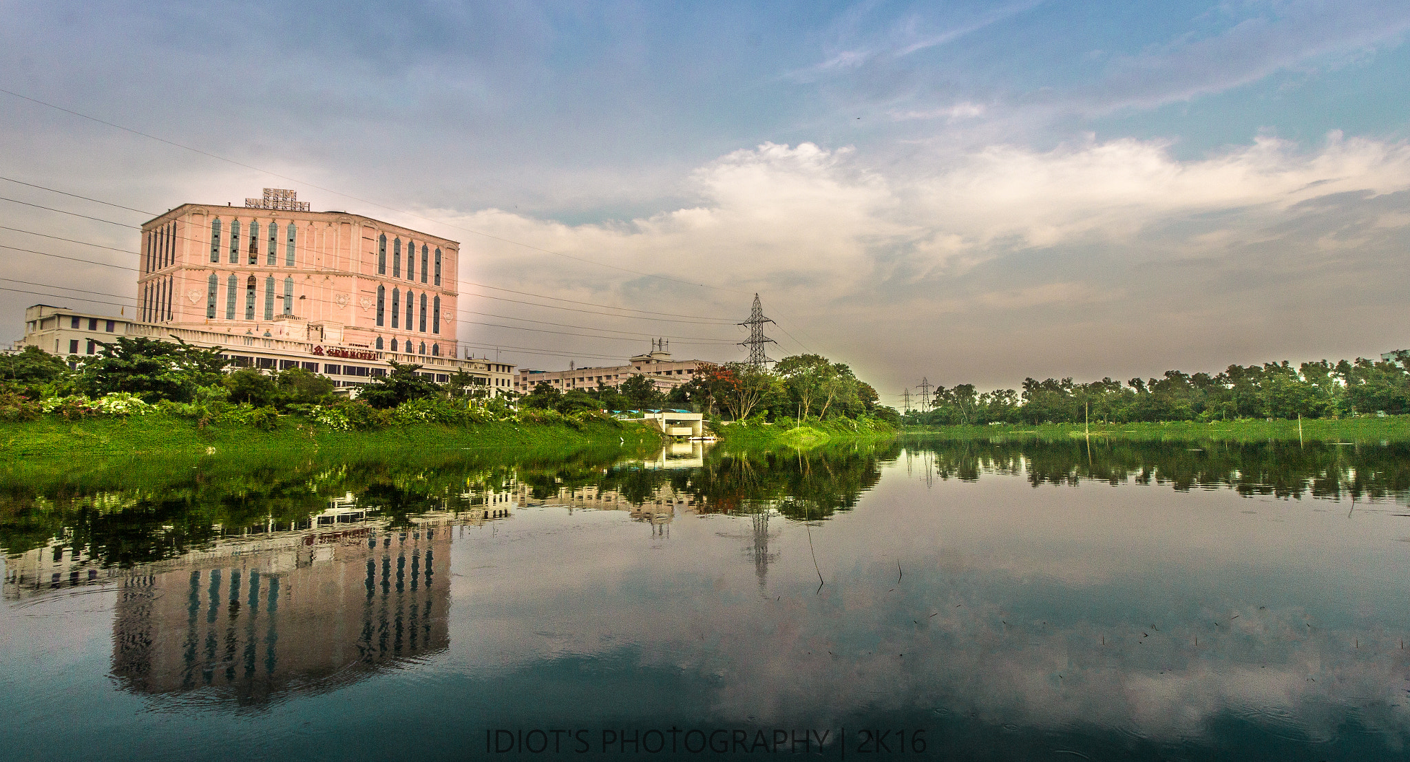 Canon EF-S 10-18mm F4.5–5.6 IS STM sample photo. Architecture  photography