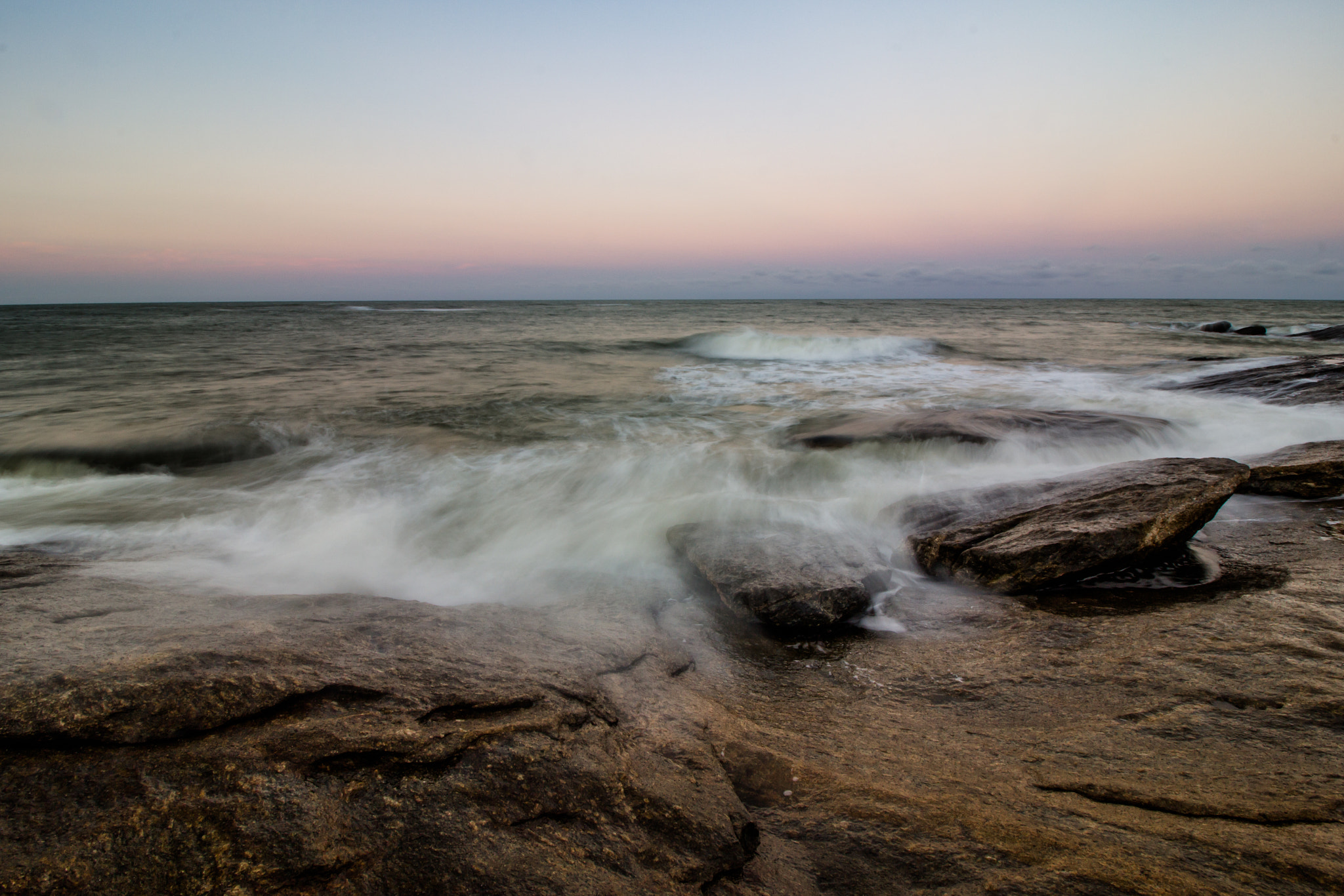 Canon EF-S 10-18mm F4.5–5.6 IS STM sample photo. Praia de ponta da fruta photography