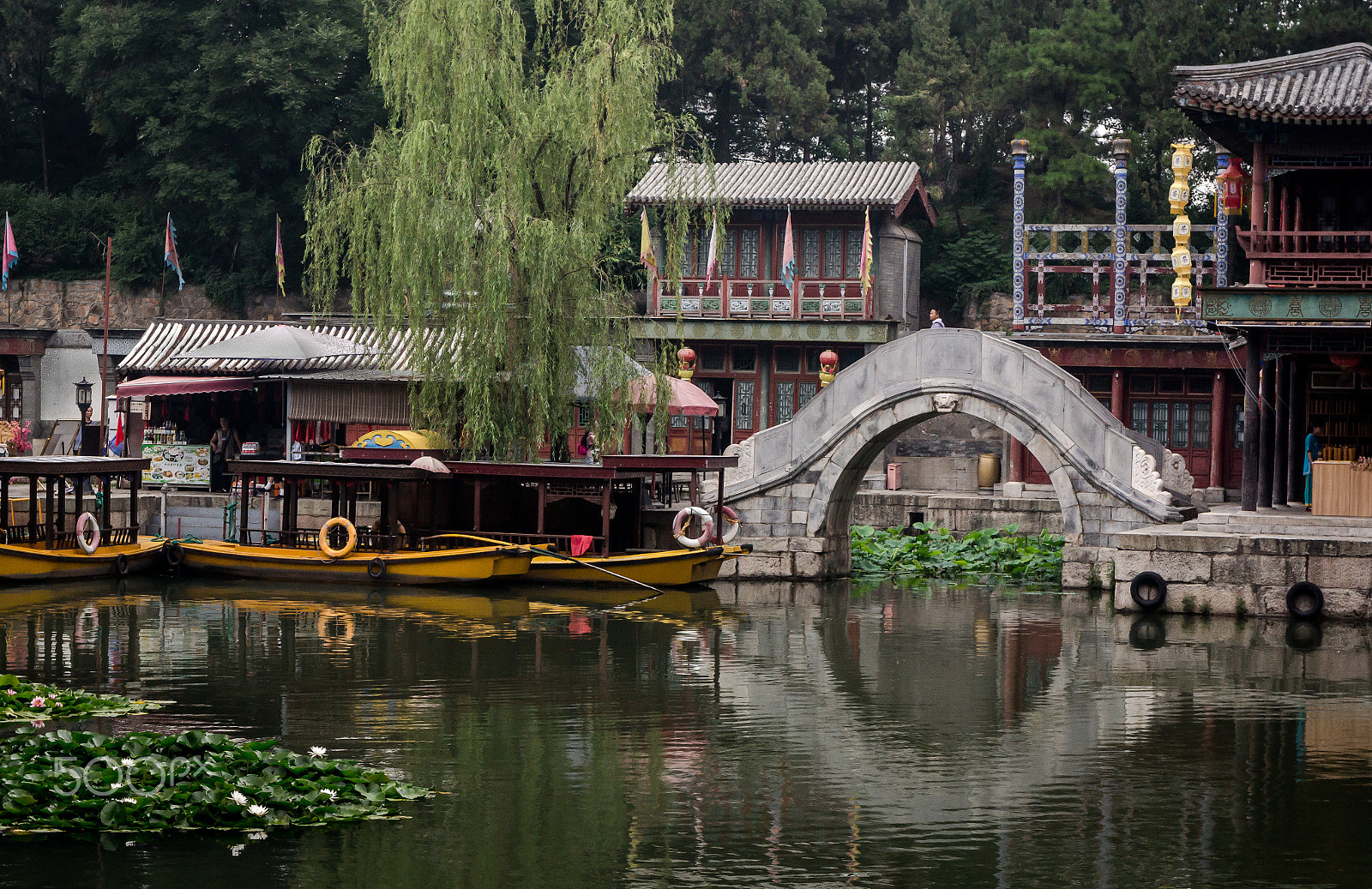 Sony Alpha NEX-7 + Sony Vario-Tessar T* E 16-70mm F4 ZA OSS sample photo. Summer palace, beijing, china photography