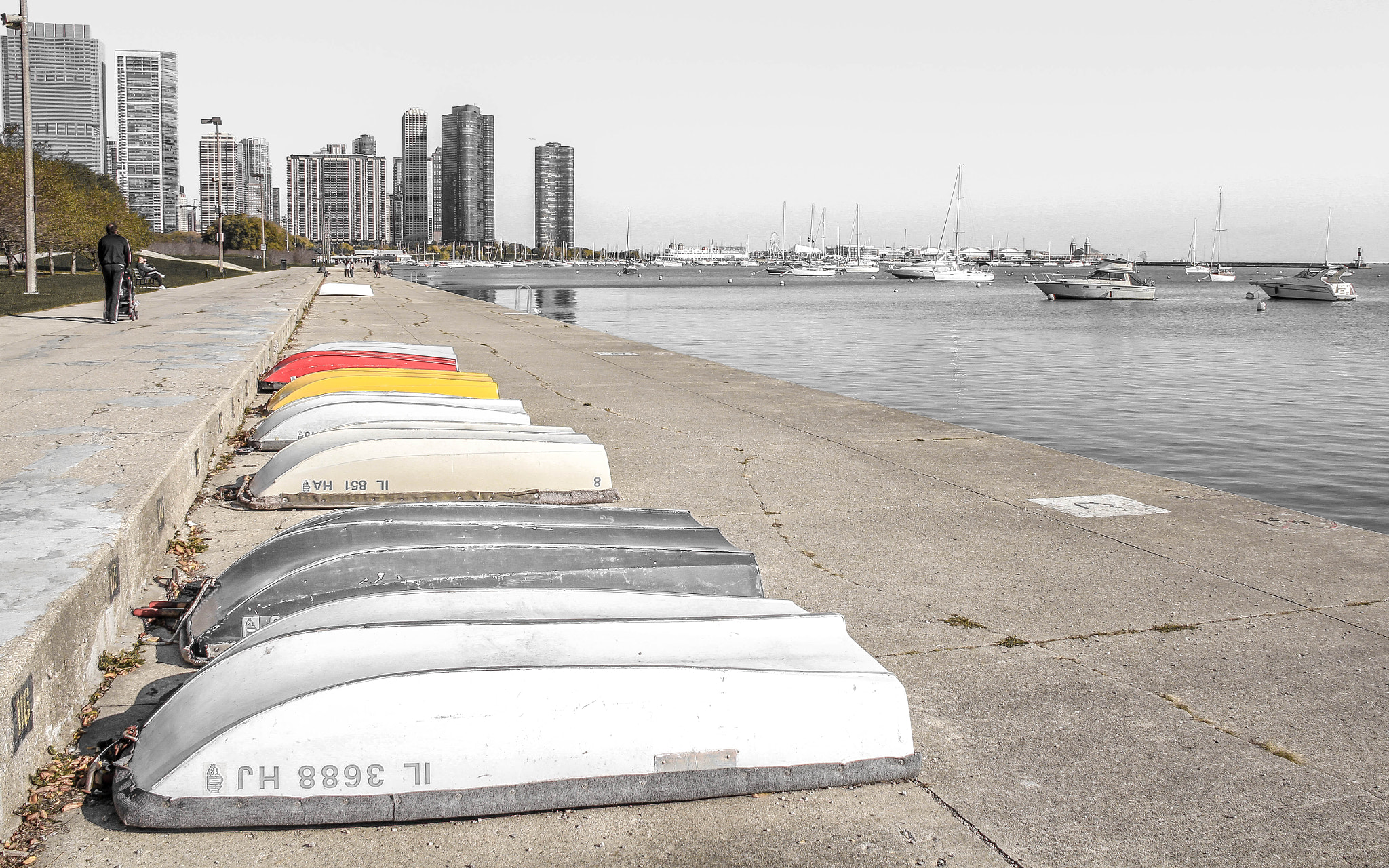 Canon EOS 550D (EOS Rebel T2i / EOS Kiss X4) sample photo. Boats upside-down photography