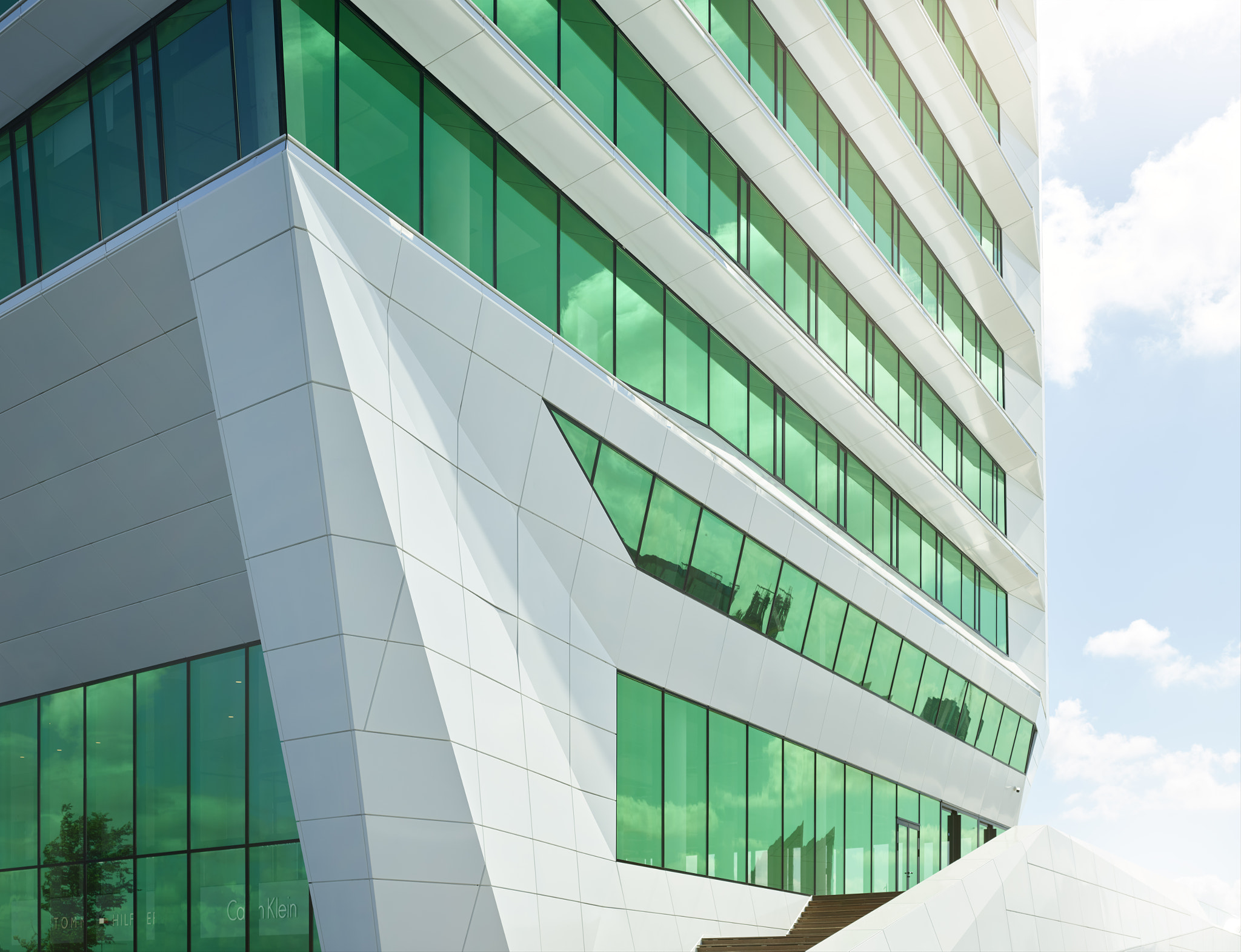 Schneider LS 40-80mm f/4.0-5.6 sample photo. Architecture in amsterdam photography