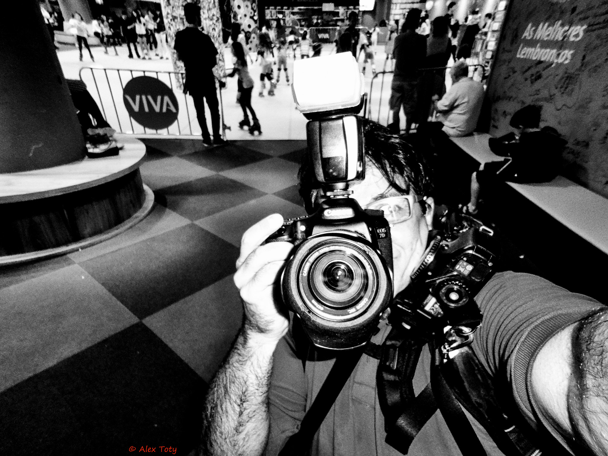 Sony DSC-WX10 sample photo. Viva roller dance domingo by alex toty xresolução photography