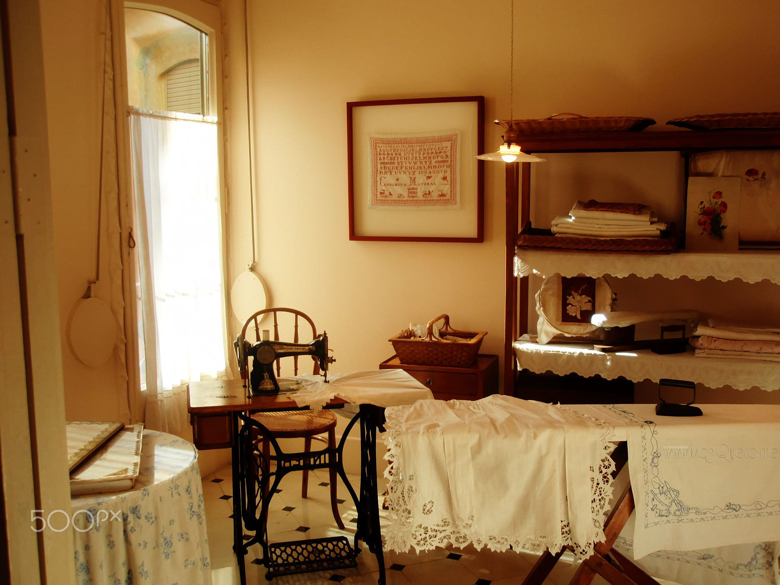 Olympus u780,S780 sample photo. Old room photography